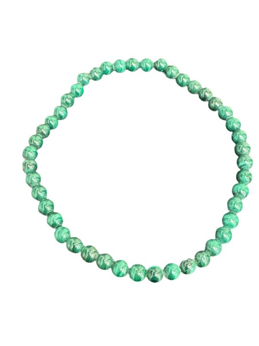 Malachite Gemstone Bracelet 4mm with vibrant green stones, promoting transformation and emotional healing.
