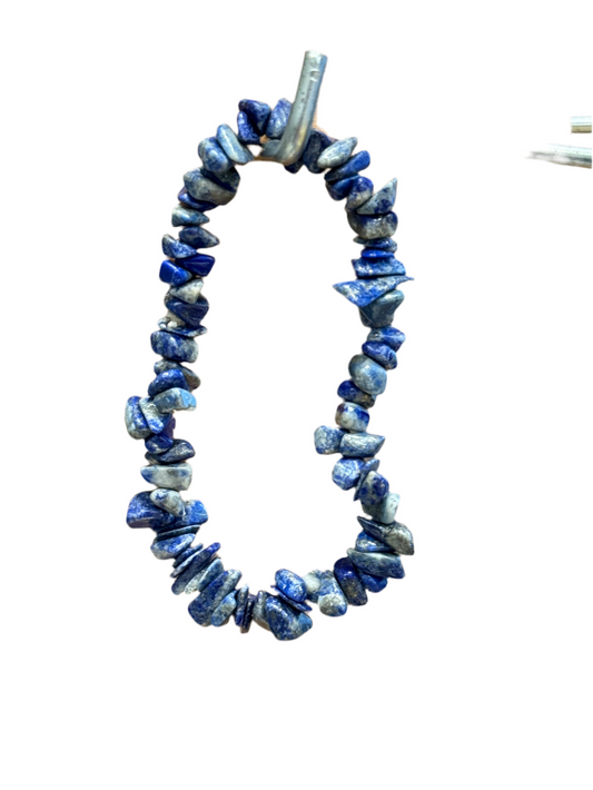 Lapis Lazuli Tumbled Chips Bracelet promoting self-expression and emotional clarity.