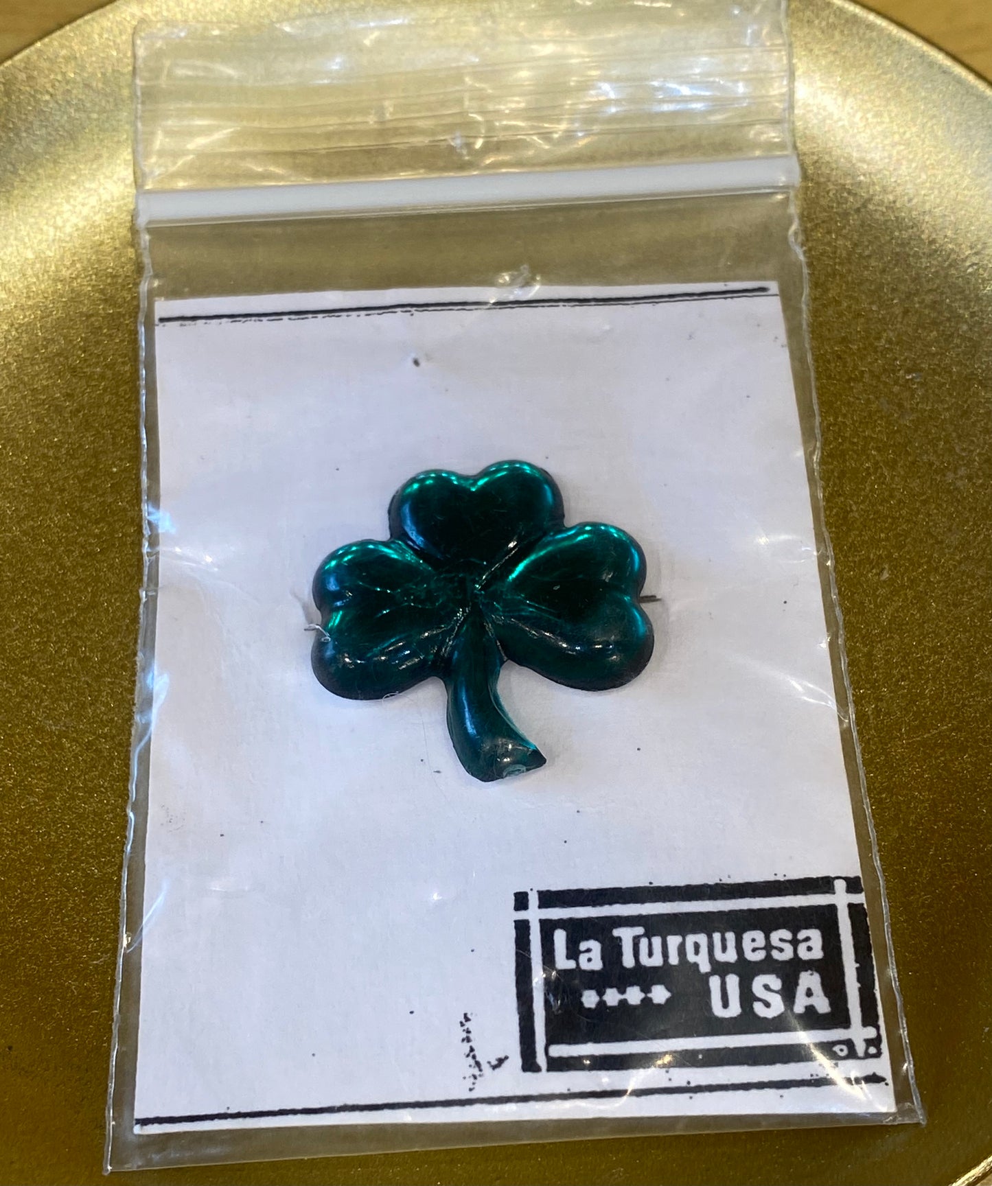 La Turquesa Green Triple Heart shaped Good Luck Pin