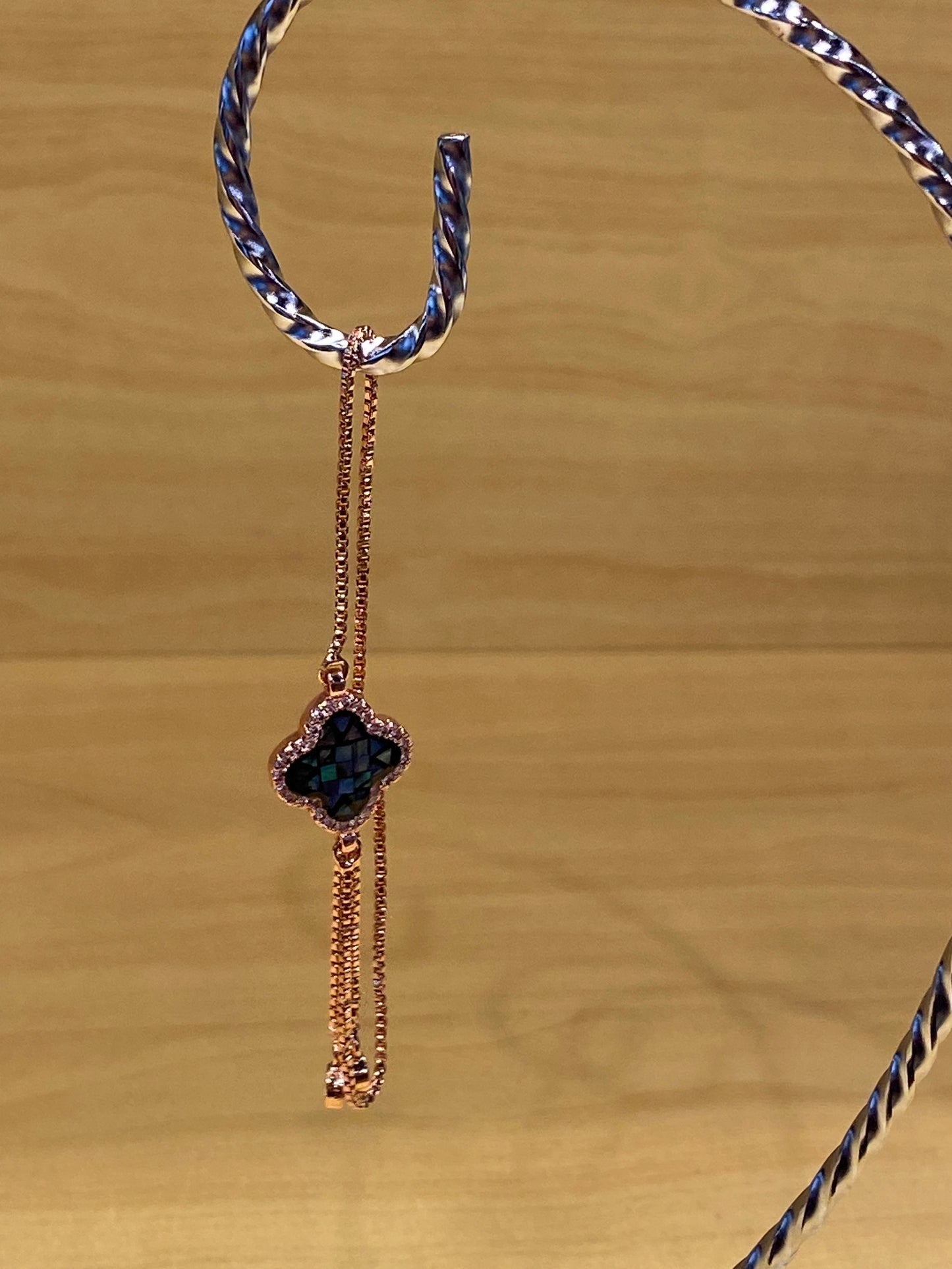 Fashion Jewelry Gold Color Bracelet With Multi Clover