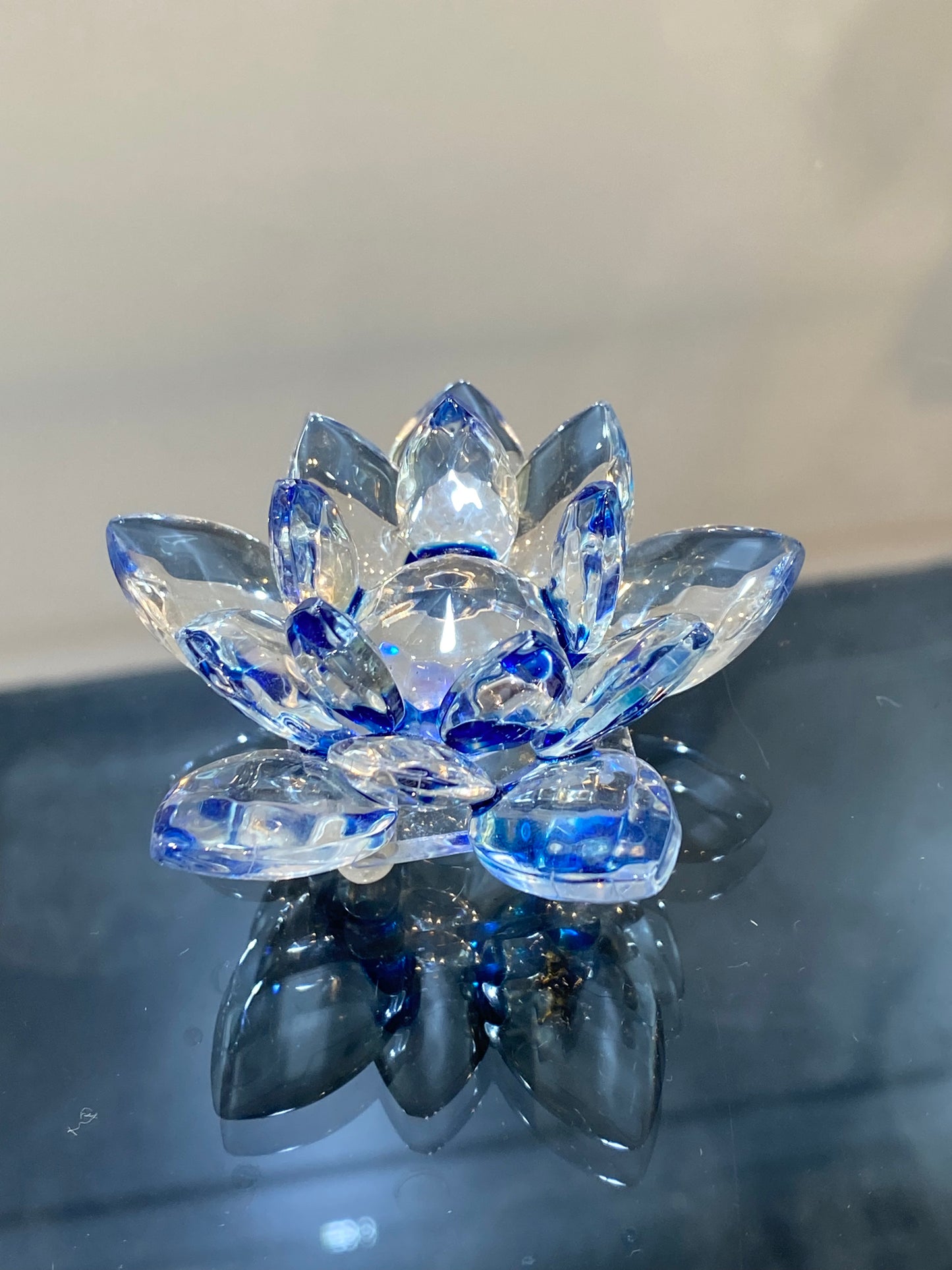 Feng Shui Crystal Lotus Flower Blue Clear Mini