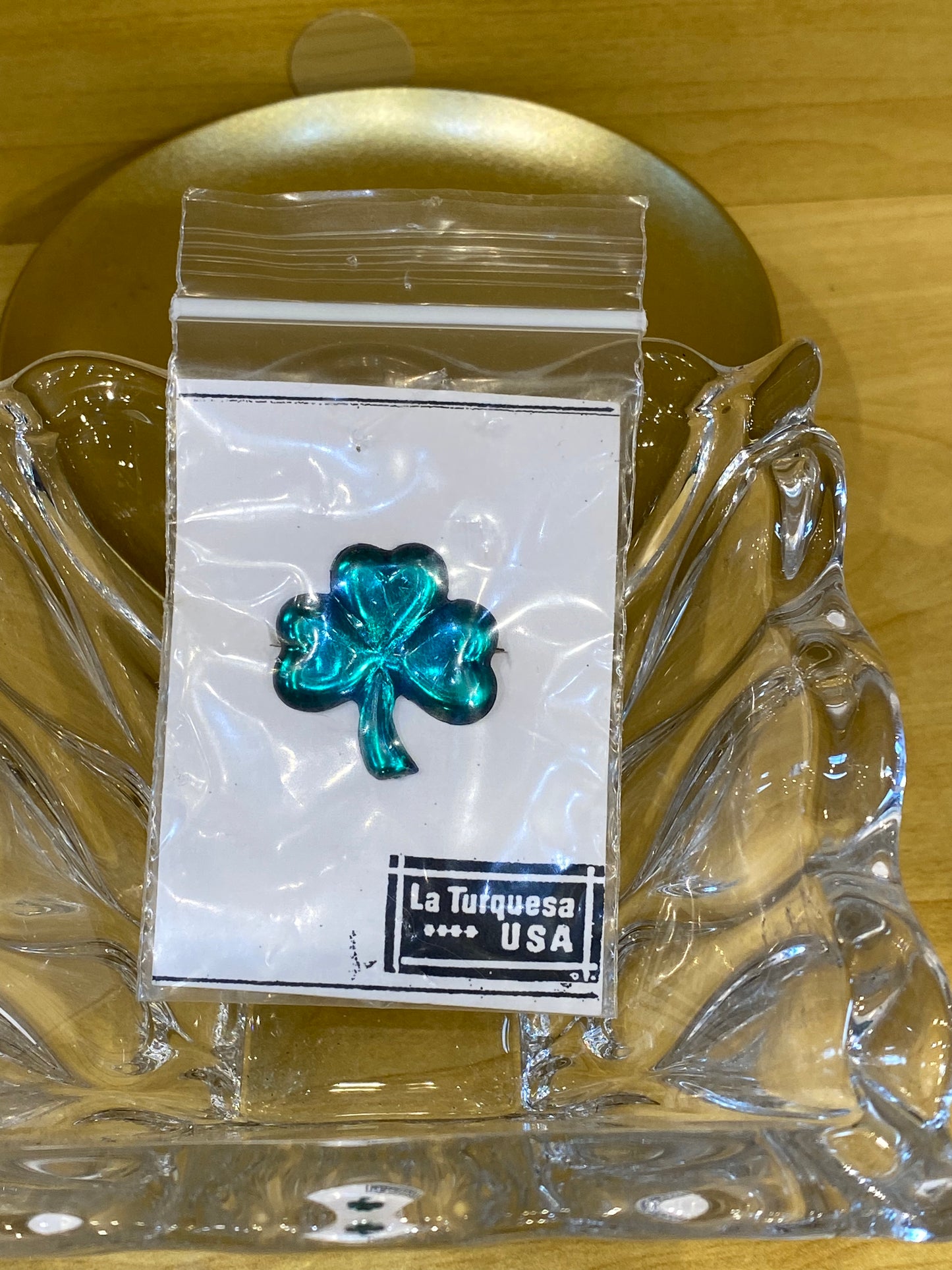 La Turquesa Green Triple Heart shaped Good Luck Pin