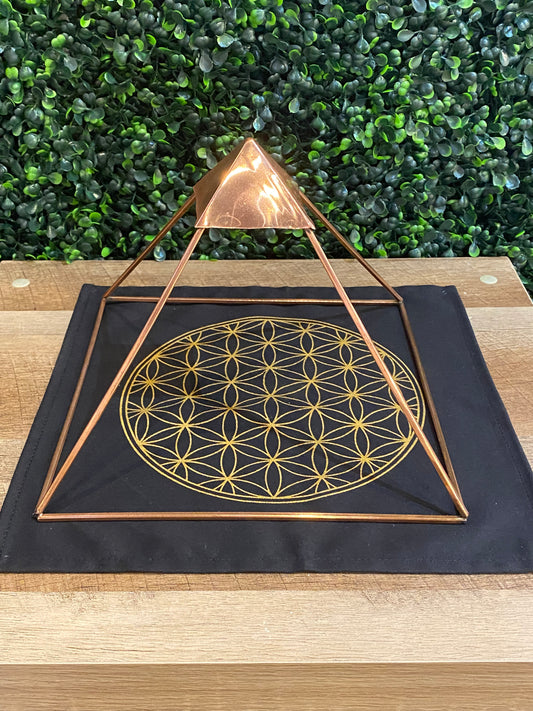 Copper Handcraft Brass Pyramid Meditation