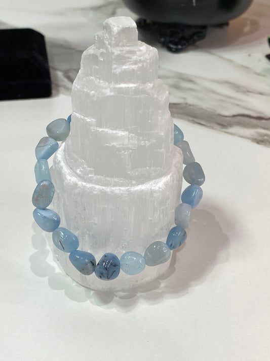 Aquamarine Free-Form Tumbled Chips Beaded Bracelet - Healing Lotus Shop