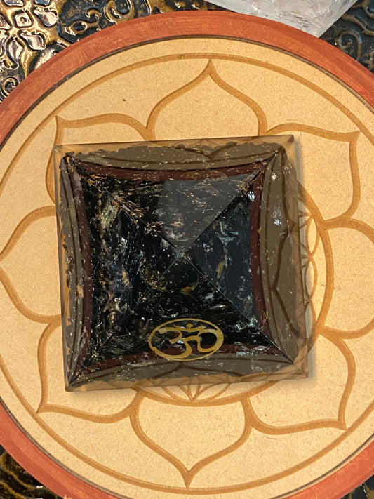 Orgonite Pyramid Black Tourmaline Om Emblem and Gold Dust