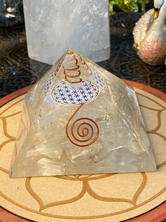 Orgonite Pyramid Large Selenite with Clear Quartz Point Flower Of Life Talisman and Gold Dust