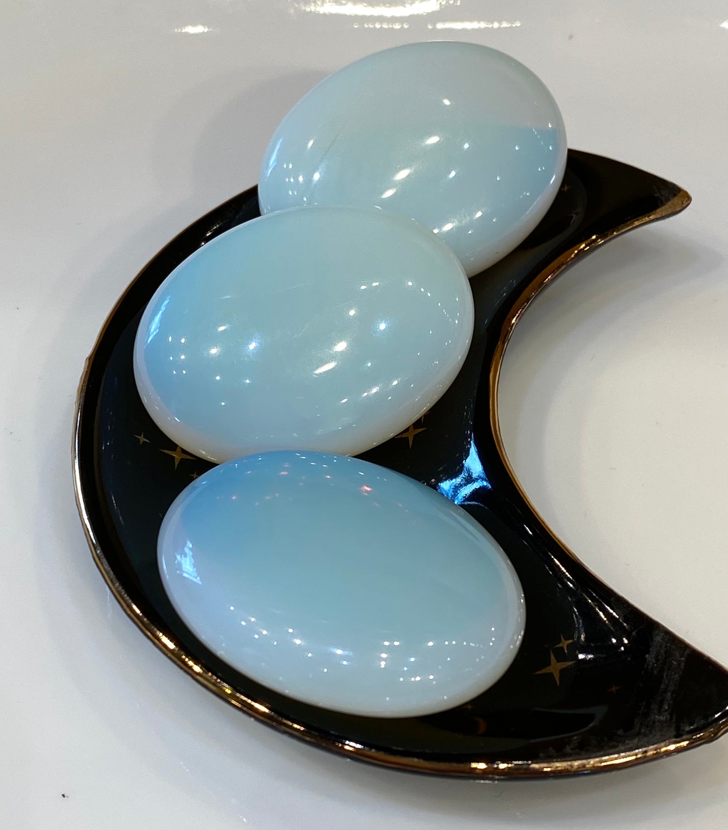 Opalite Glass Palm Stone 1pc