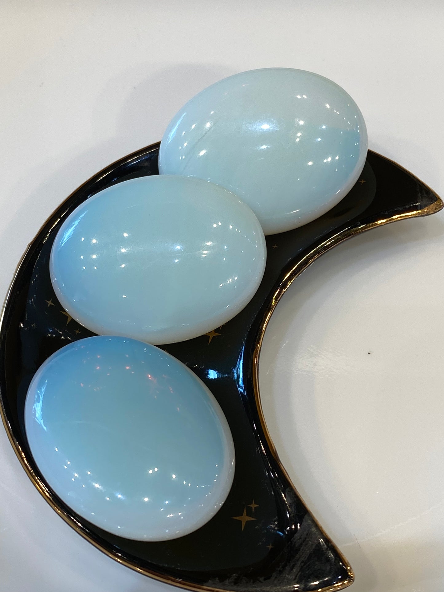 Opalite Glass Palm Stone 1pc