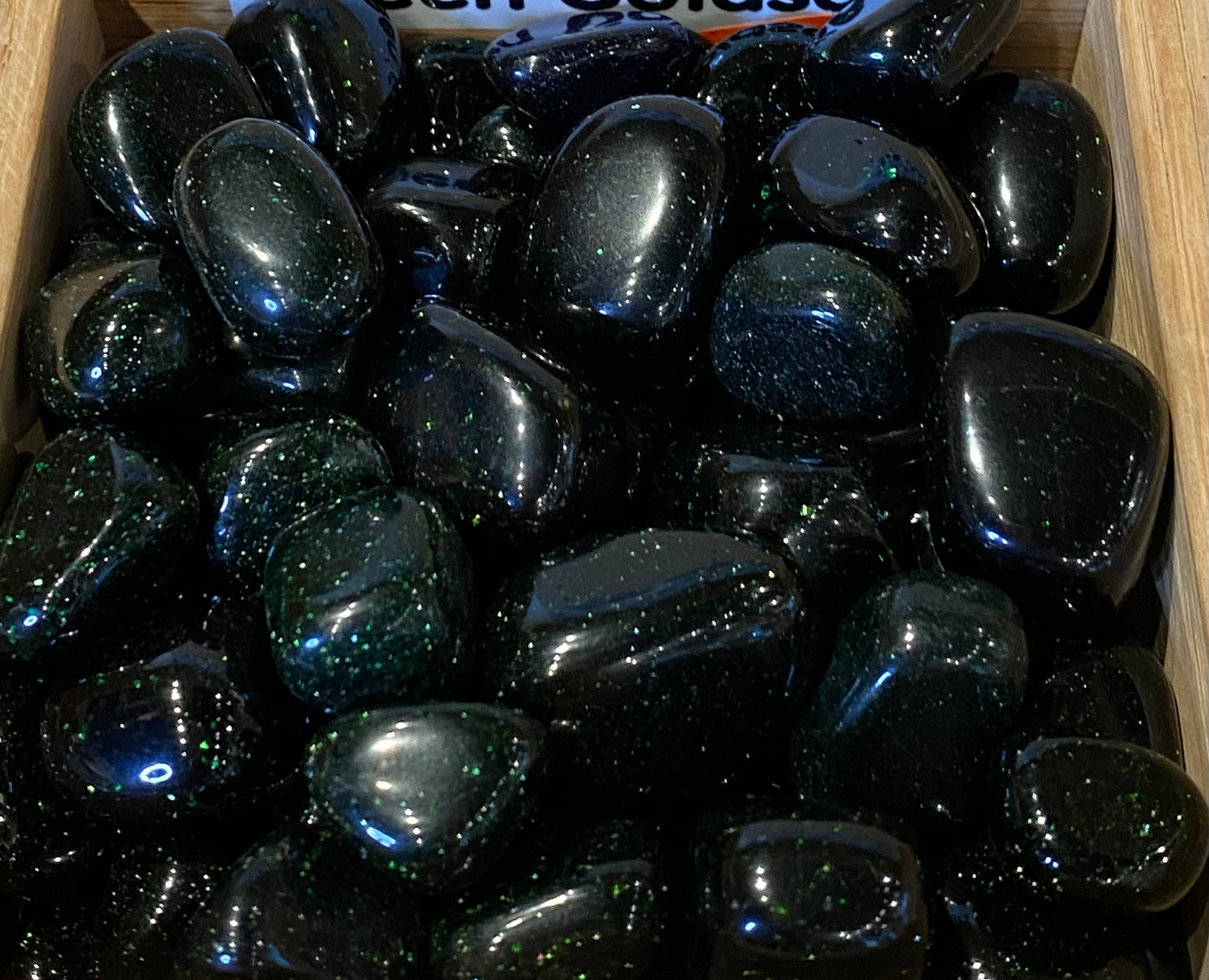 Green Goldstone Tumbled Stone 1pc