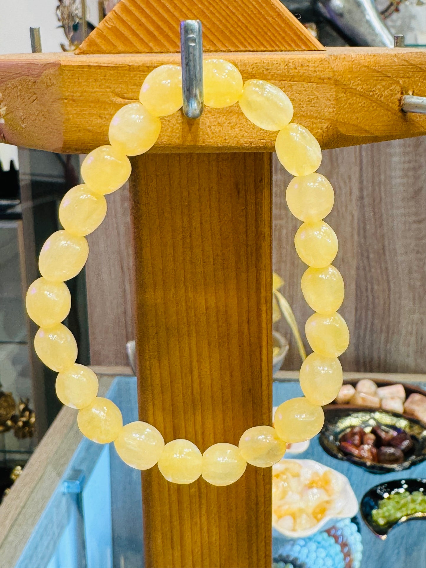 Yellow Calcite Gemstone Beaded Bracelet 7 mm