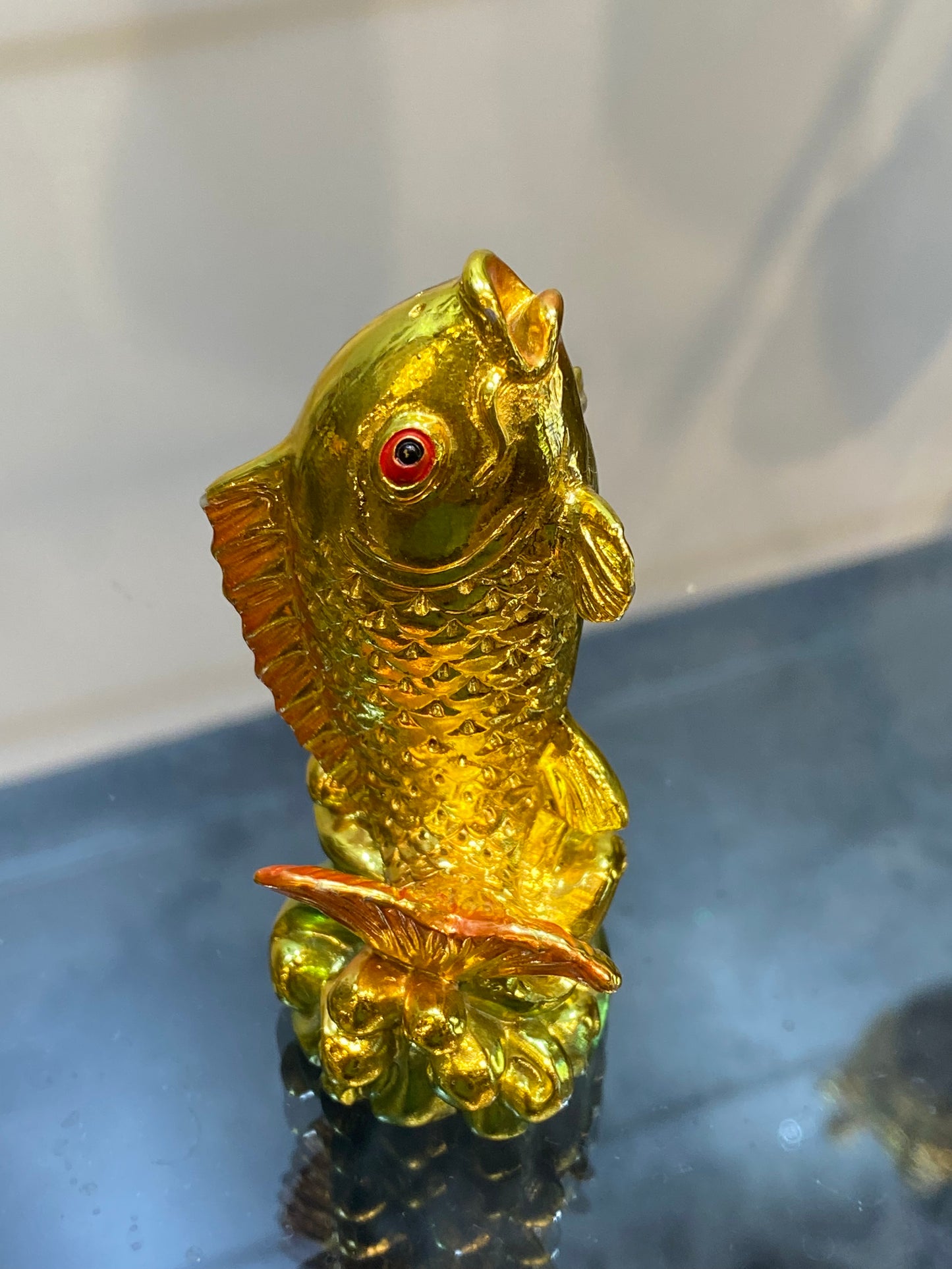 Feng Shui Golden Color Good Luck Fish