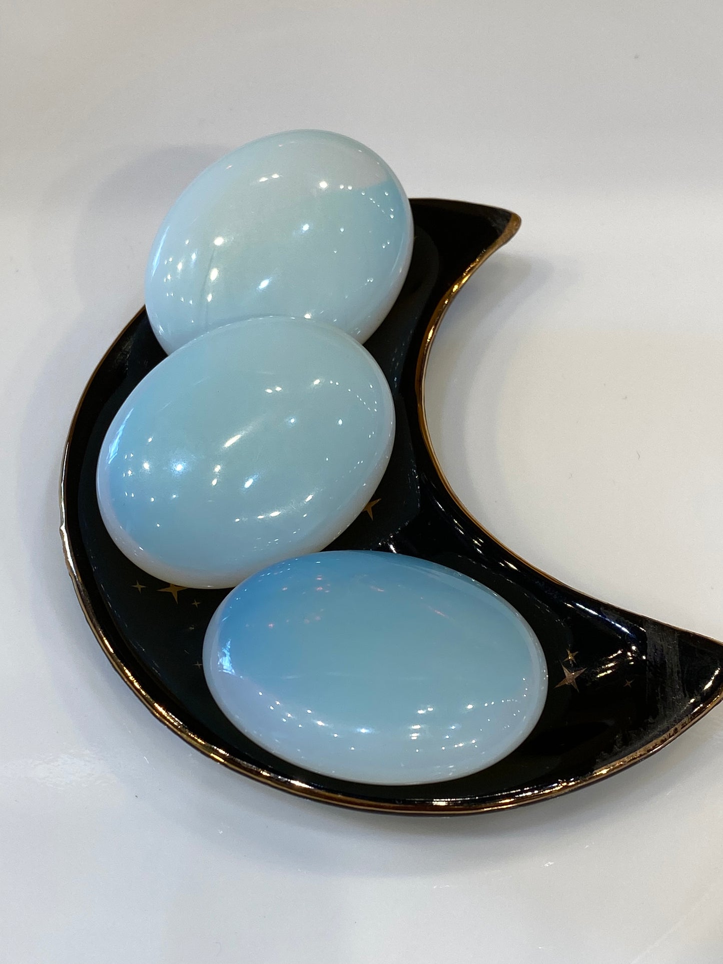 Opalite Glass Palm Stone 1pc