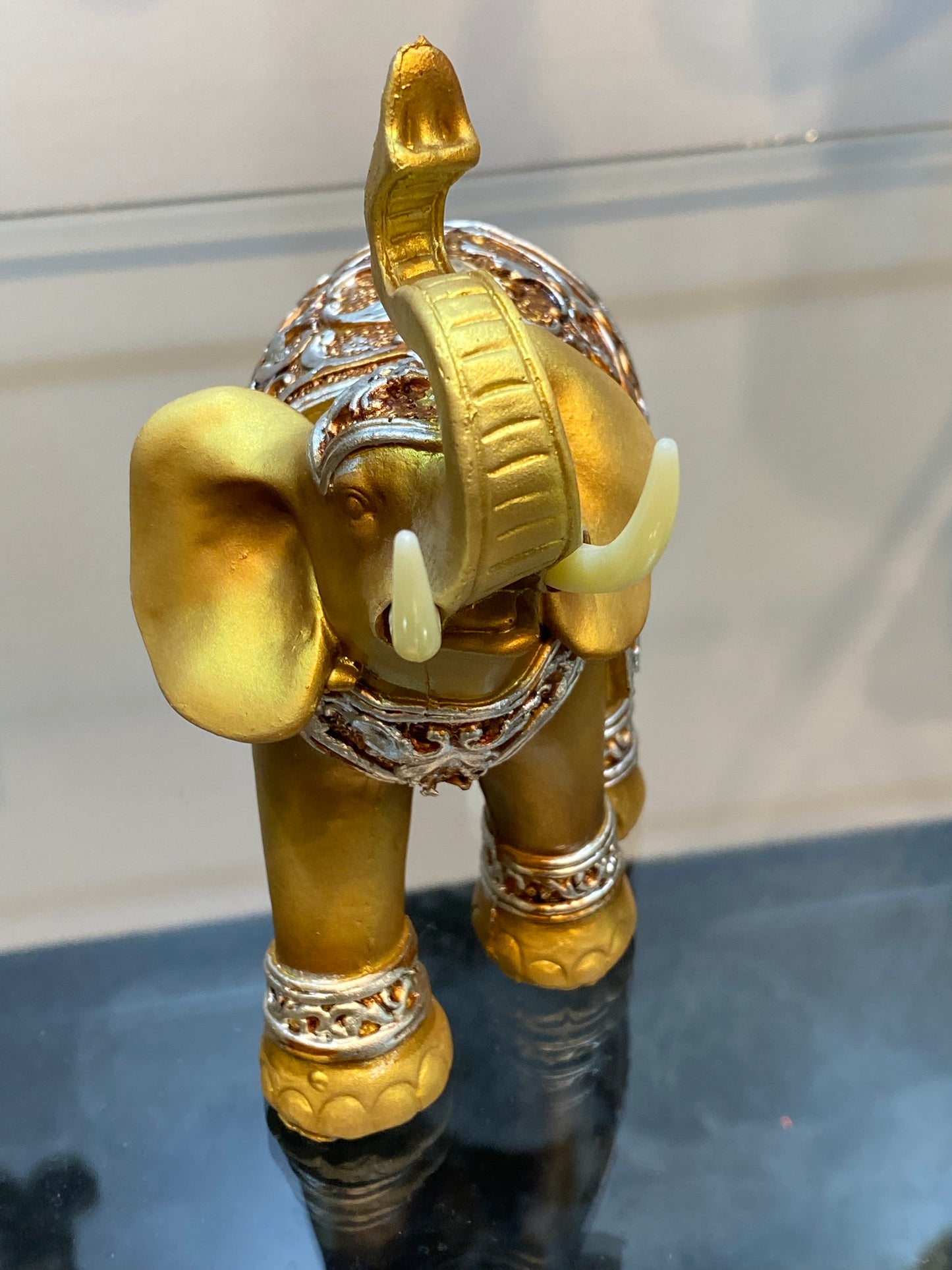 Golden Resin Elephant Statue Feng Shui Elegant Elephant Trunk Sculpture Lucky Wealth Figurine