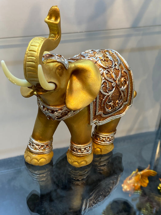 Golden Resin Elephant Statue Feng Shui Elegant Elephant Trunk Sculpture Lucky Wealth Figurine