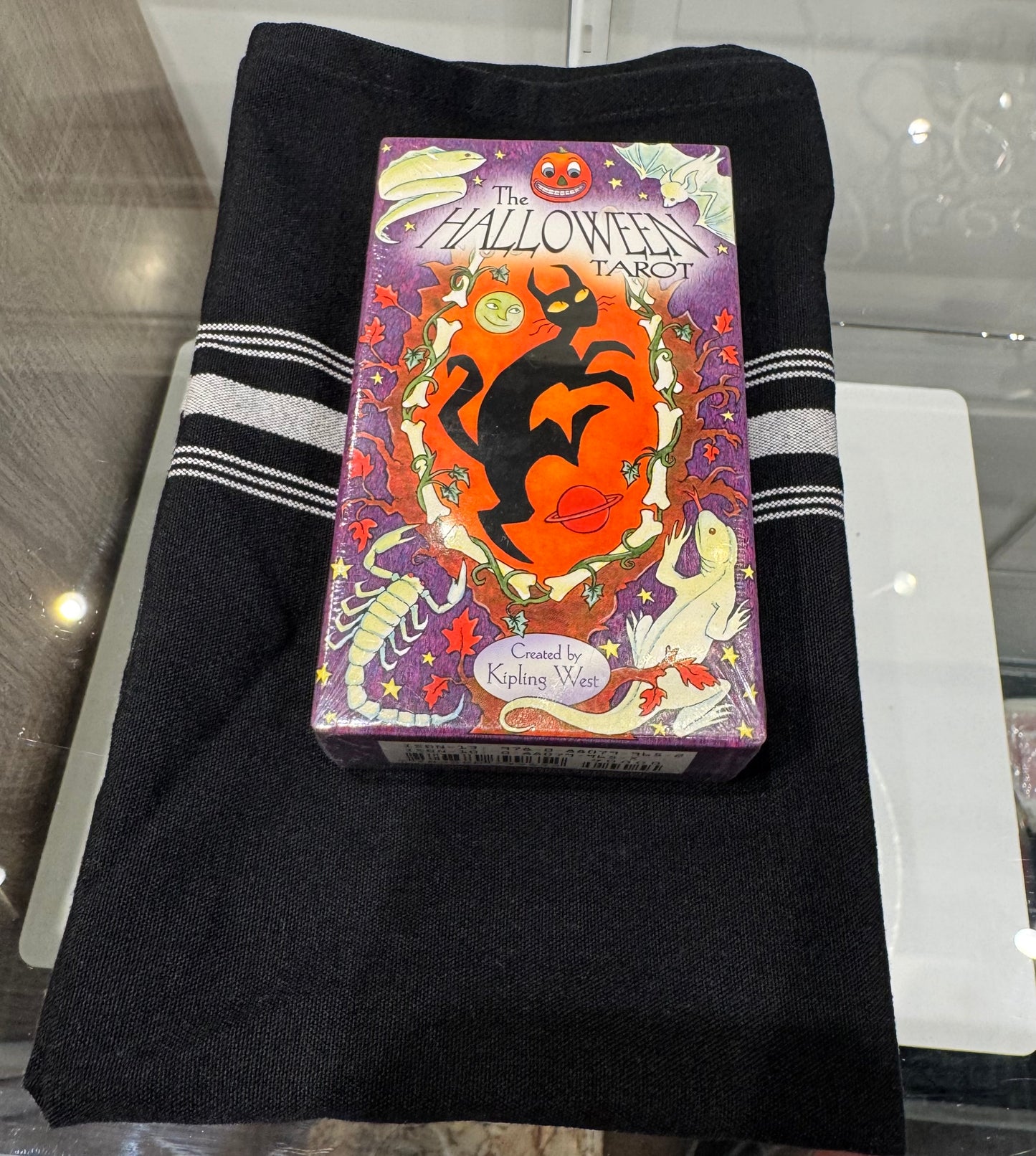 The Halloween Tarot Deck with Altar Cloth Bundle