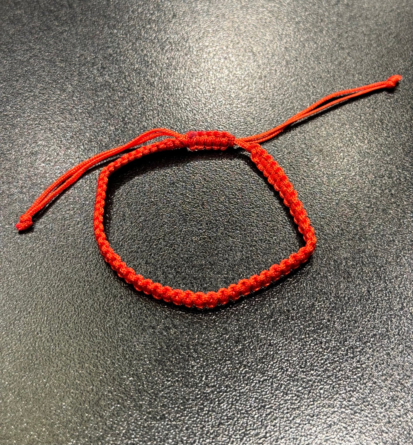 Red String Pull Tie Bracelet Plain