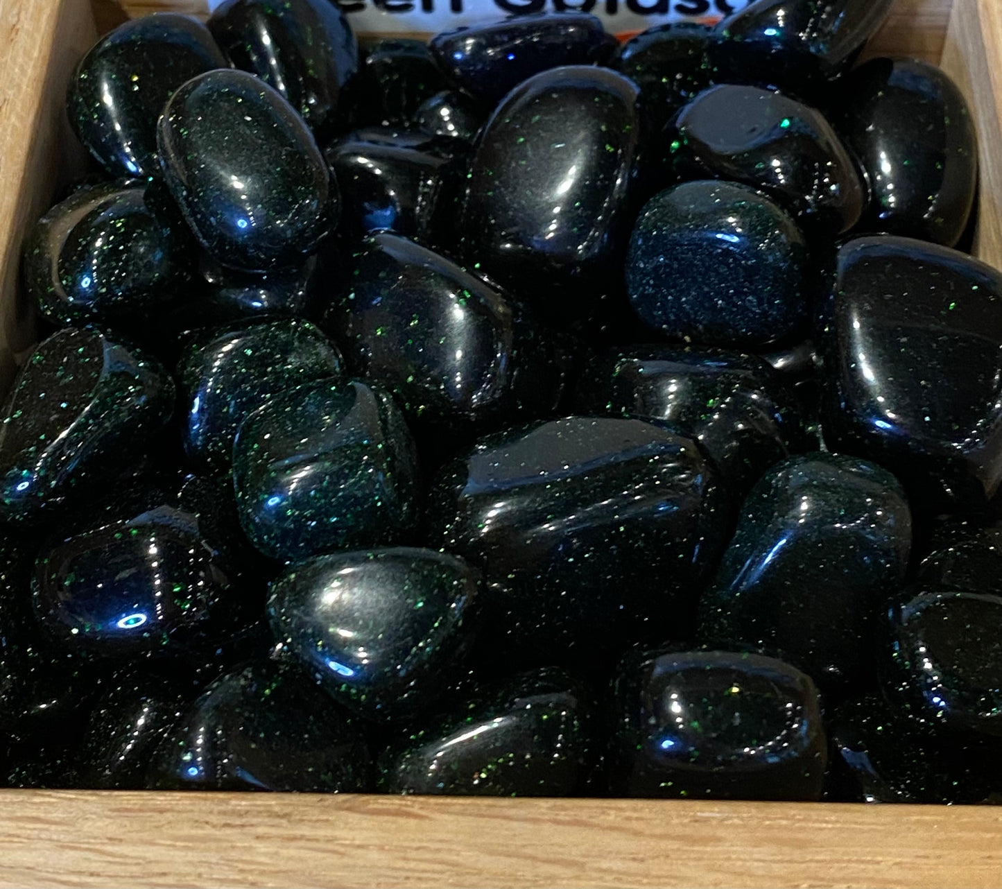 Green Goldstone Tumbled Stone 1pc