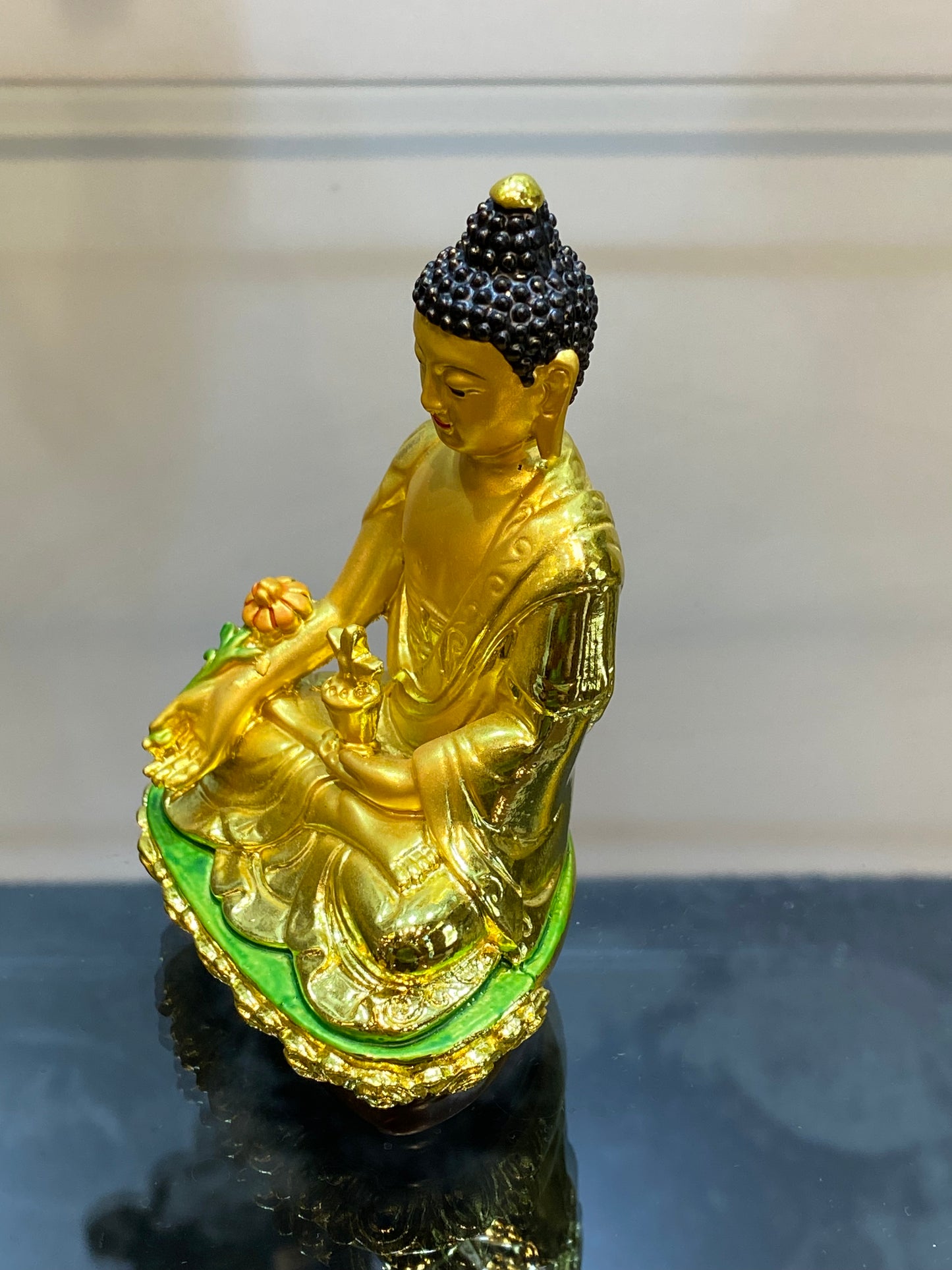 Small Feng Shui Tibetan Buddha Golden Color