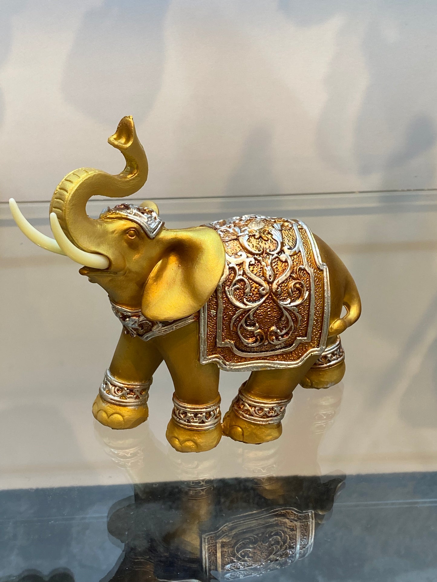 Golden Resin Elephant Statue Feng Shui Elegant Elephant Trunk Sculpture Lucky Wealth Figurine