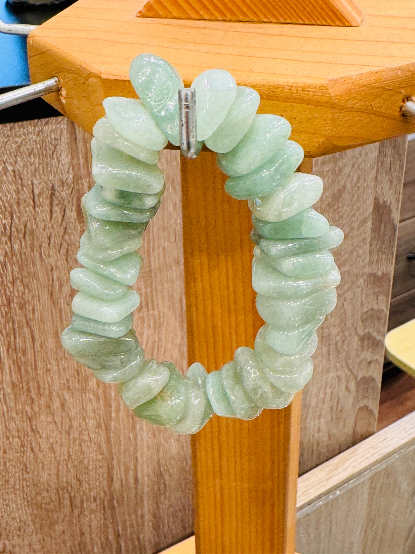 Aventurine (Green) Chunky Tumbled Bracelet ( free-form bead stretch)