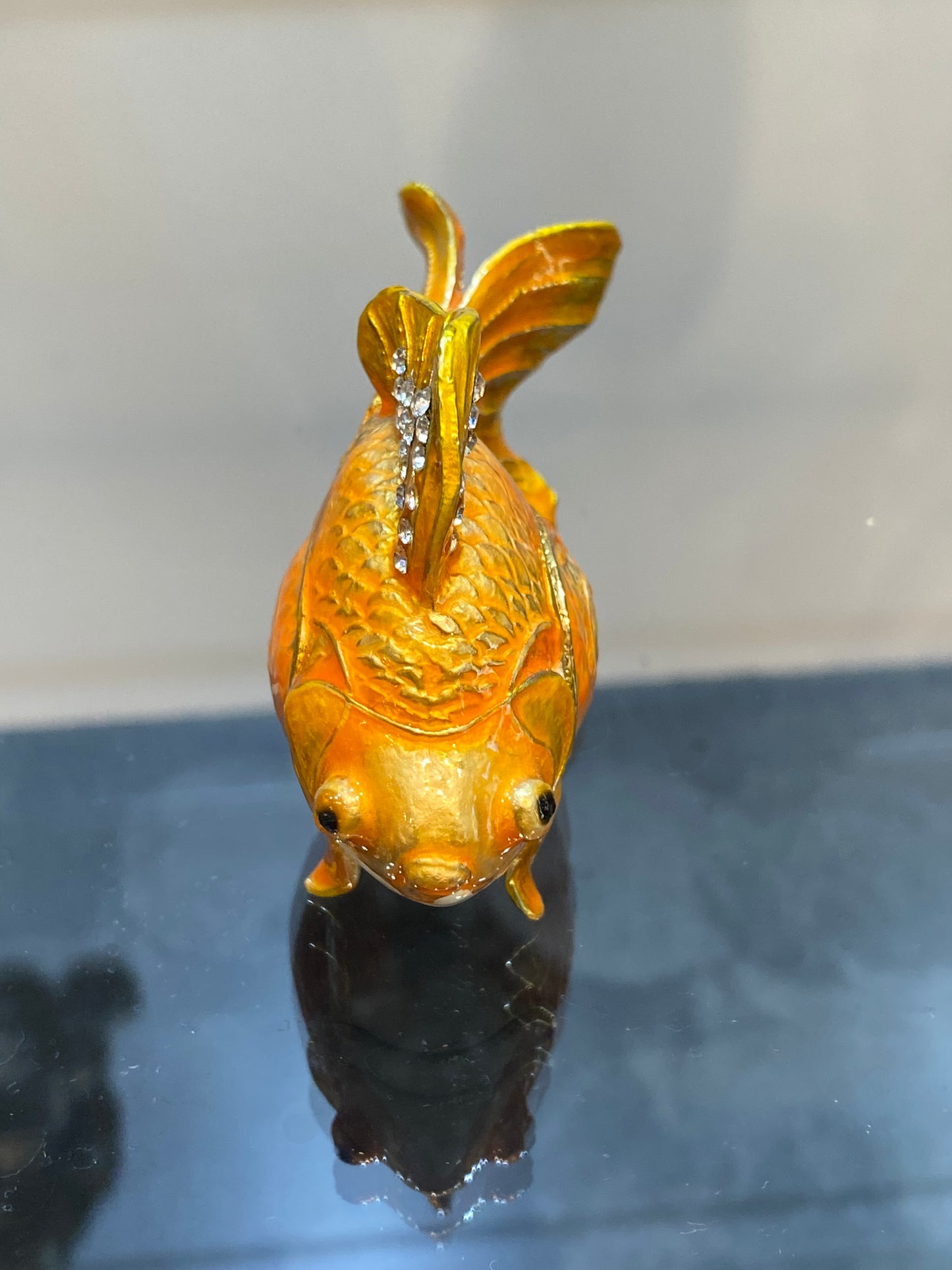 Feng Shui Golden Rhinestone Puff Good Luck Fish Trinket