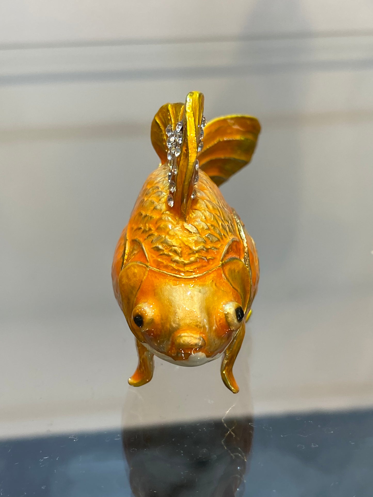 Feng Shui Golden Rhinestone Puff Good Luck Fish Trinket