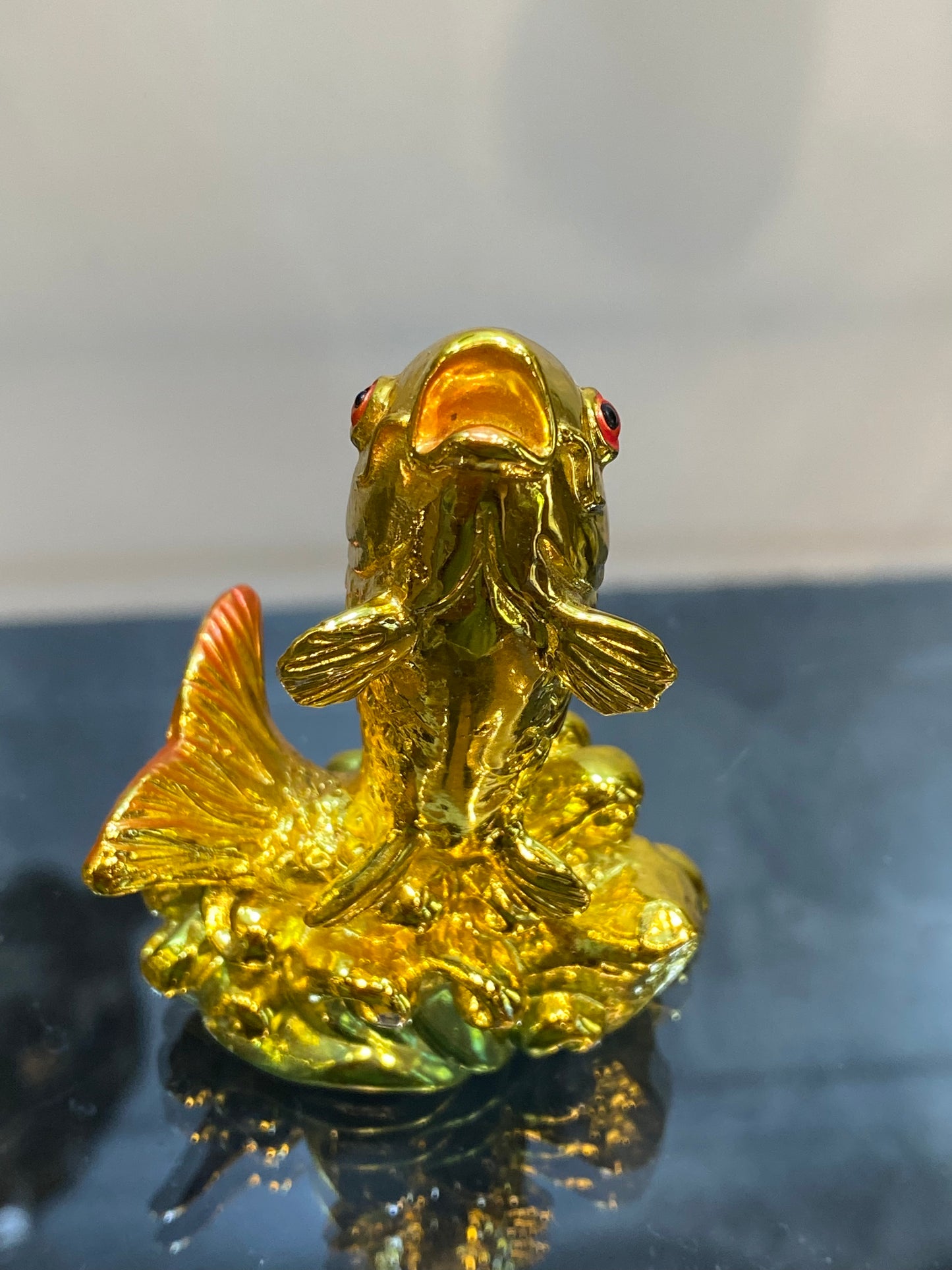 Feng Shui Golden Color Good Luck Fish