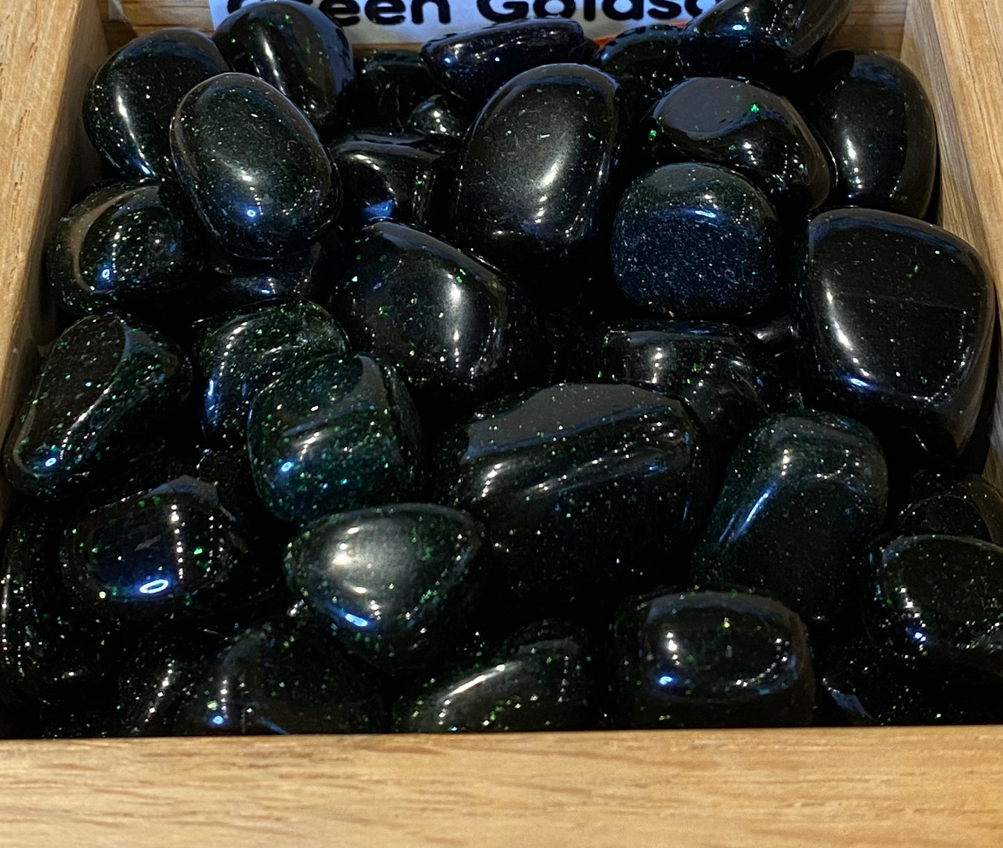 Green Goldstone Tumbled Stone 1pc