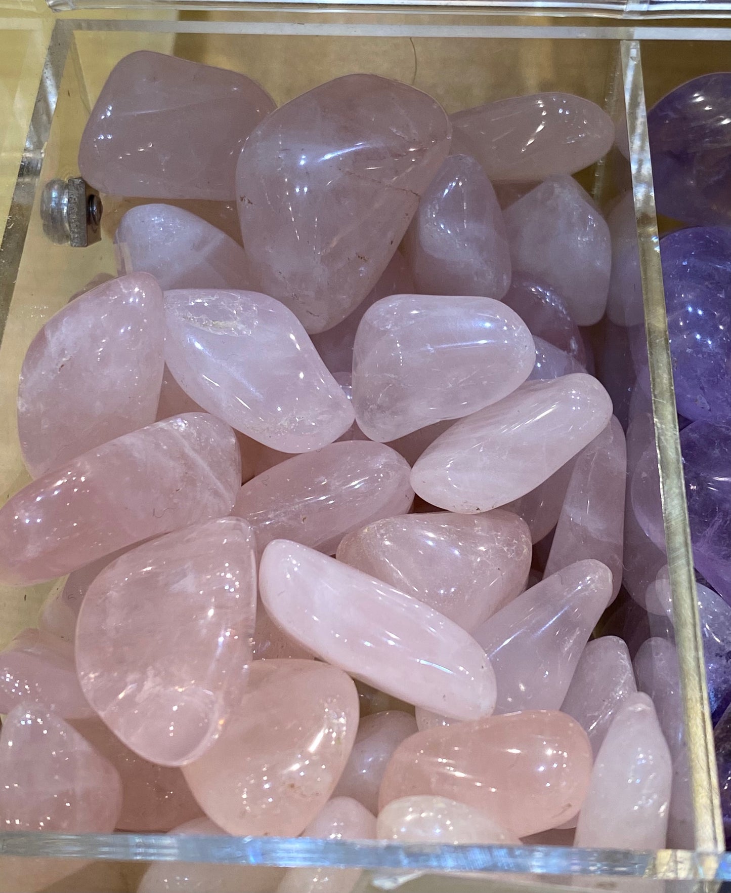 Rose Quartz (Quarter)1pc