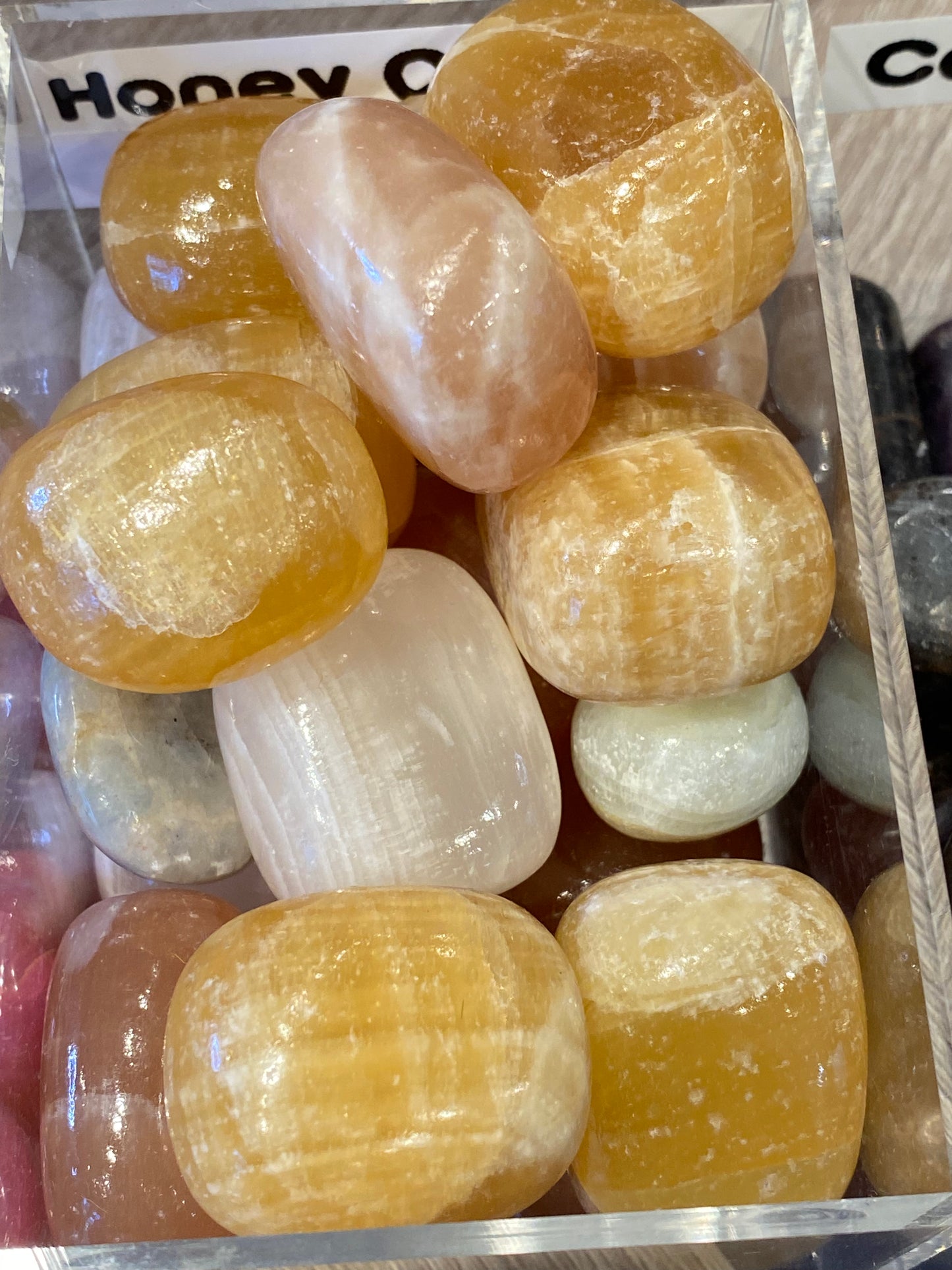 Honey Calcite Tumbled 1pc