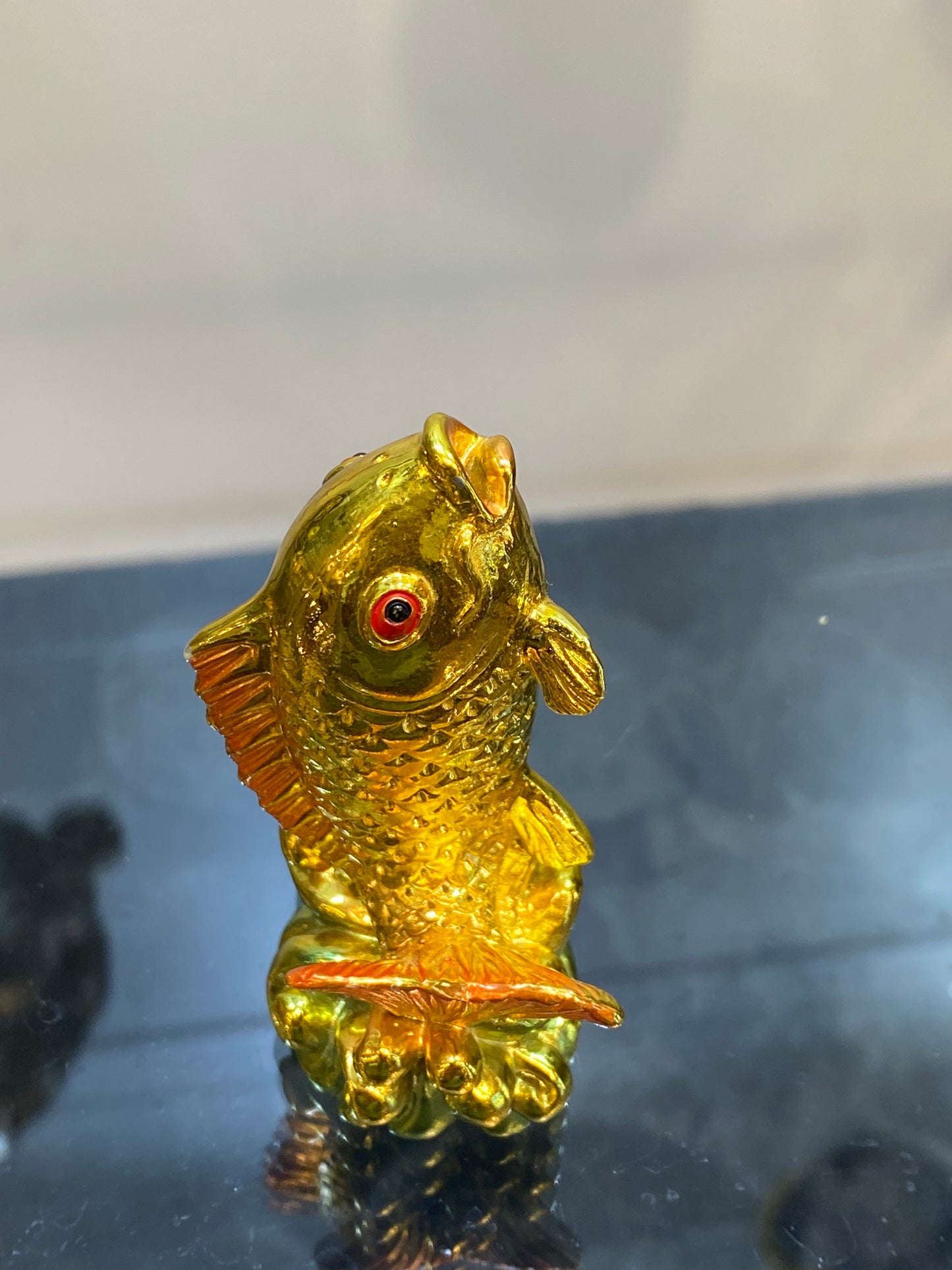 Feng Shui Golden Color Good Luck Fish