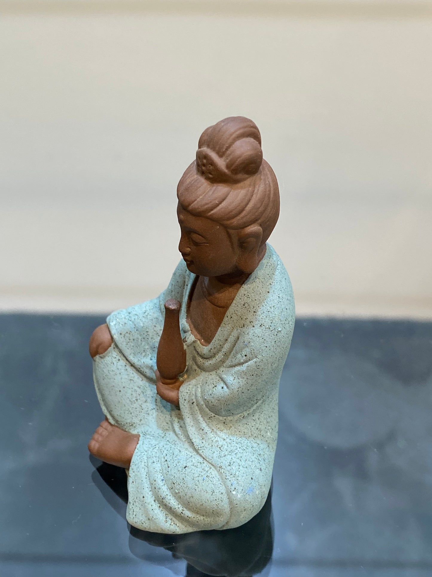Ceramic Kwan Yin - Green 
holding Vase of water Statue Small