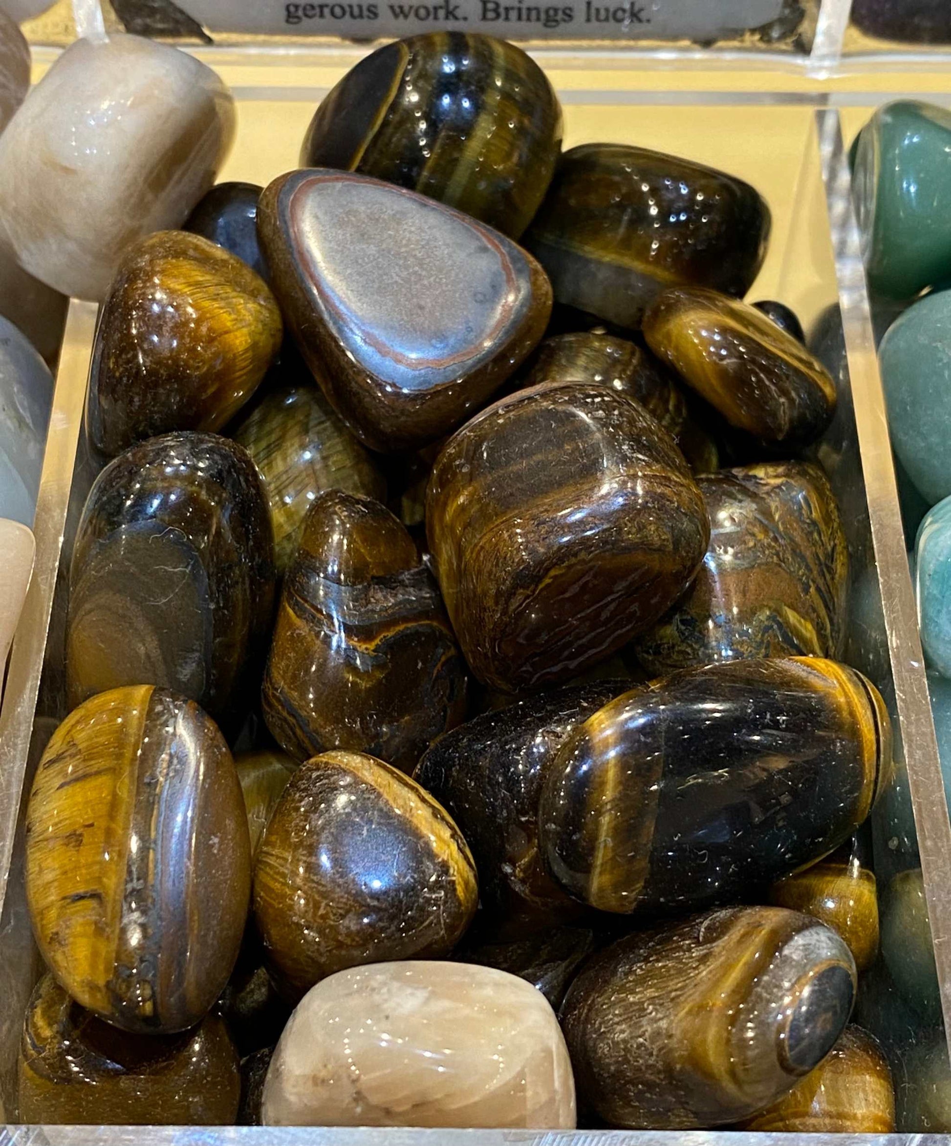 Tiger Eye Tumbled 