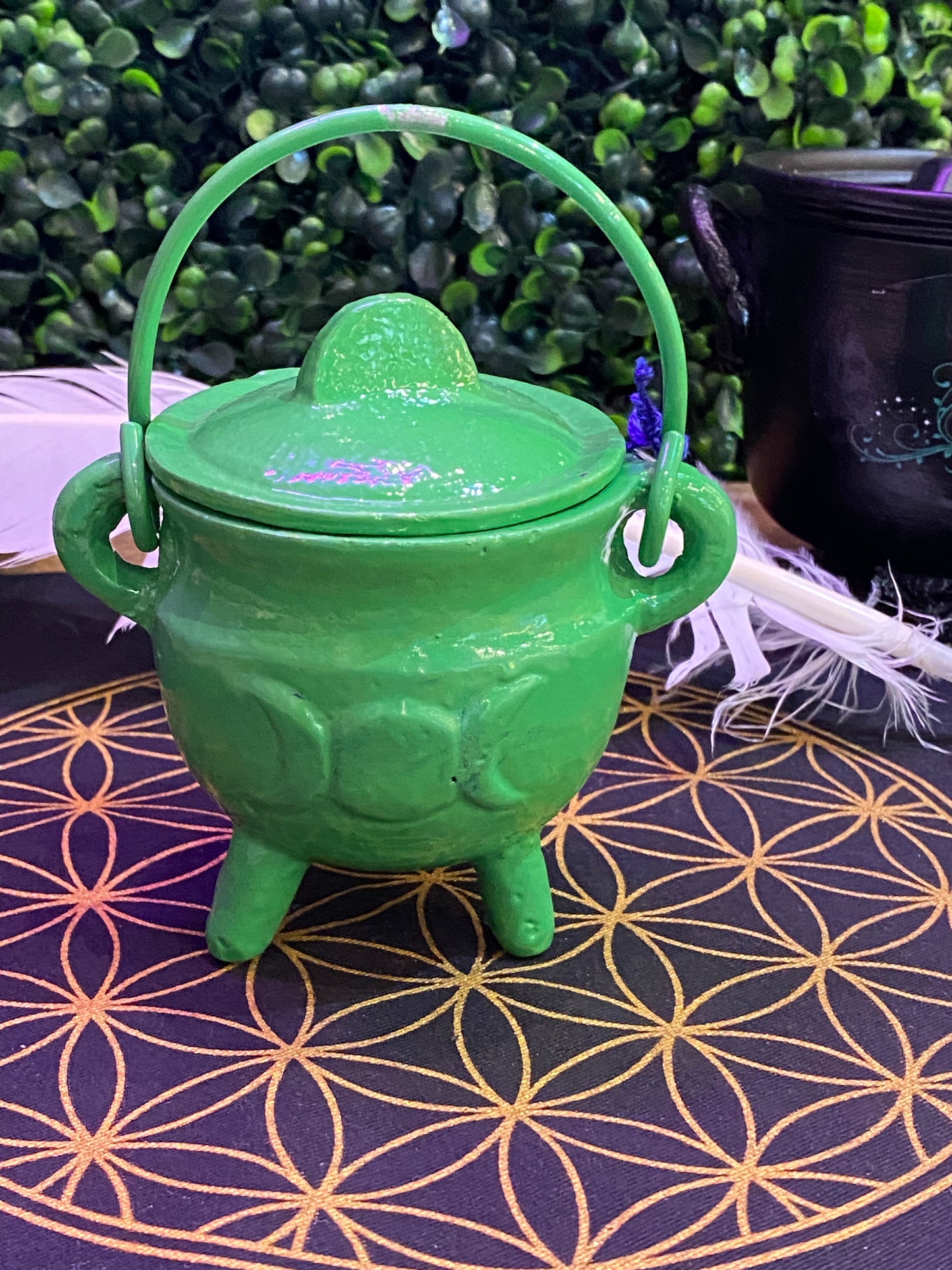 Green Triple Moon Cast Iron Cauldron