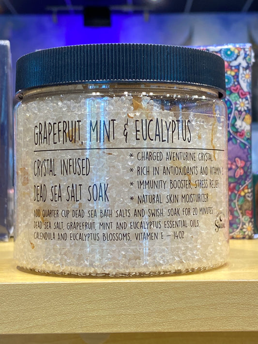 Crescent City Swoon Grapefruit, Mint and Eucalyptus Crystal Infused Dead Sea Salt Soak