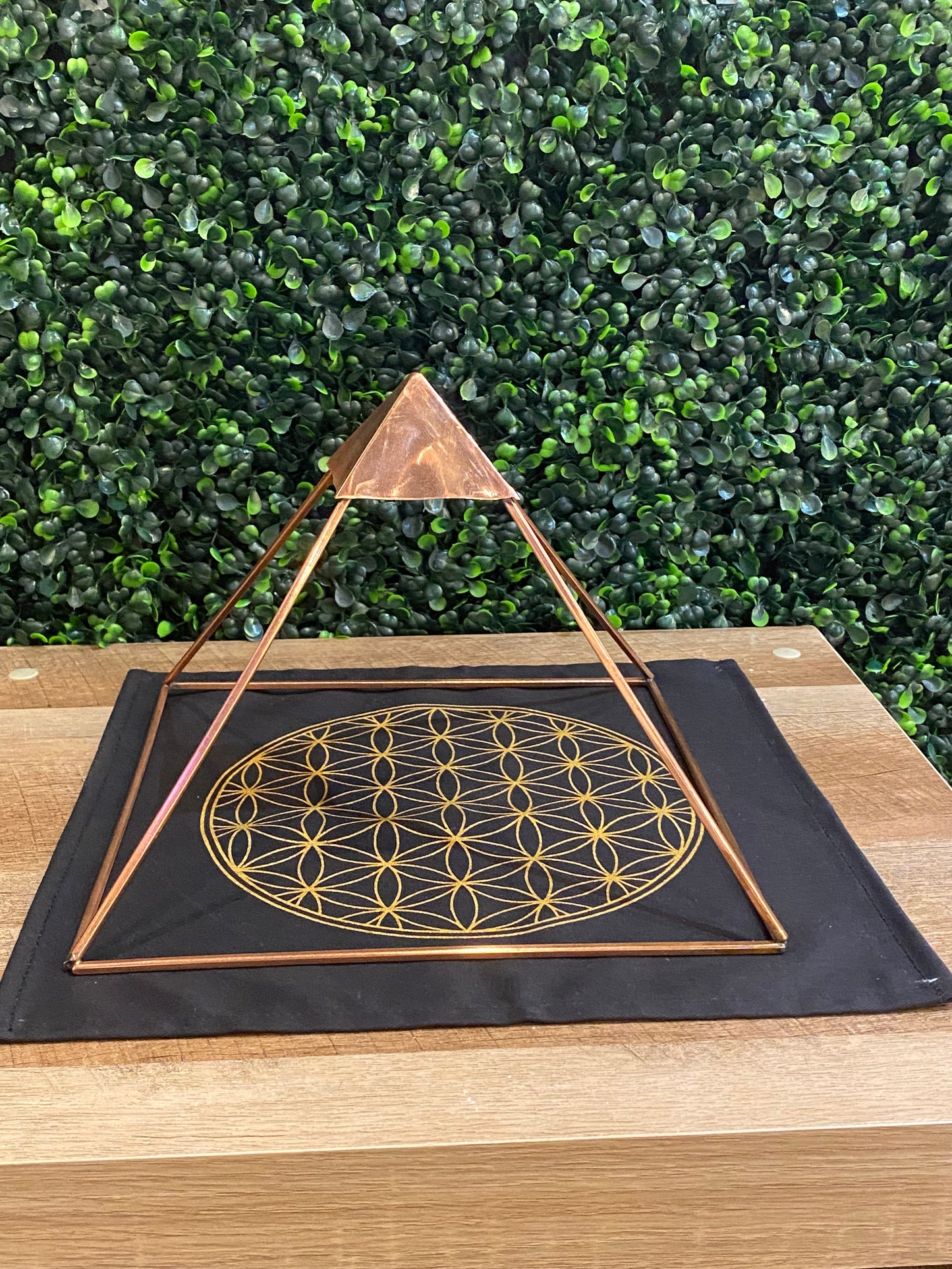 Copper Handcraft Brass Pyramid Meditation