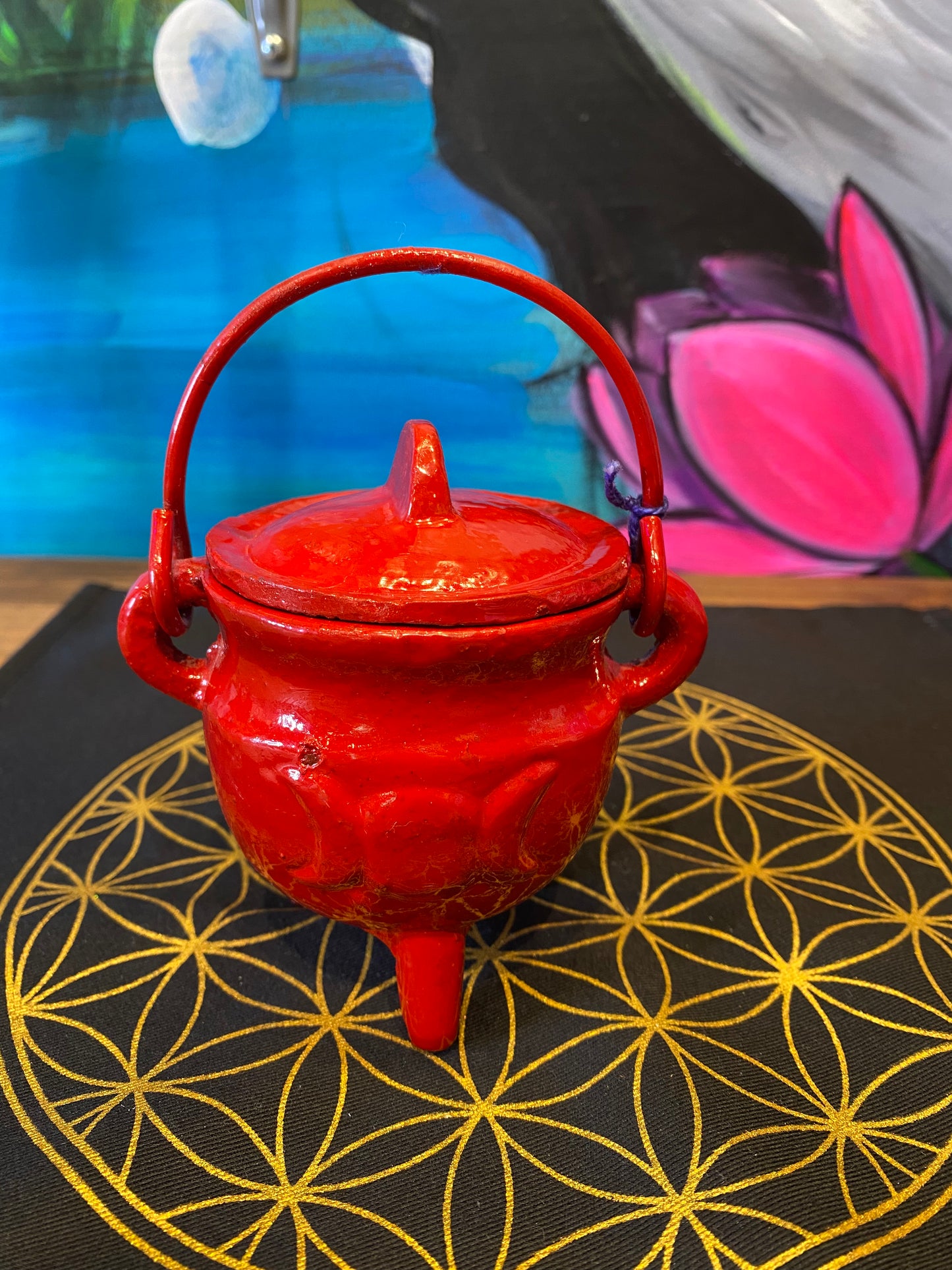 Red Triple Moon Cast Iron Cauldron