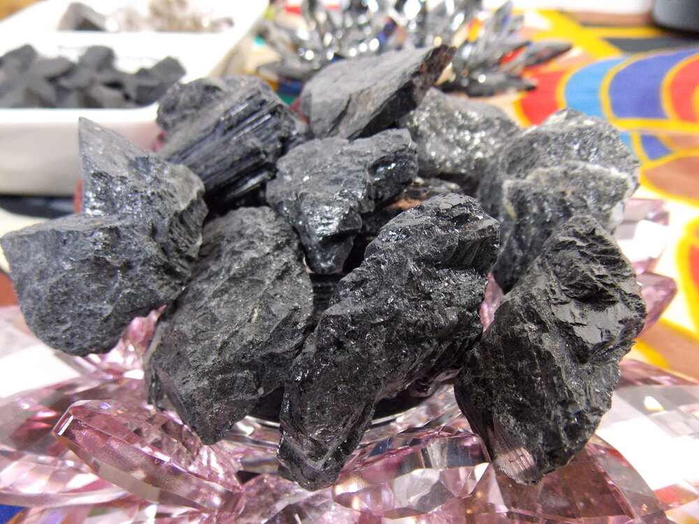 Black Tourmaline (rough) Mineral Specimen - Healing Lotus Shop