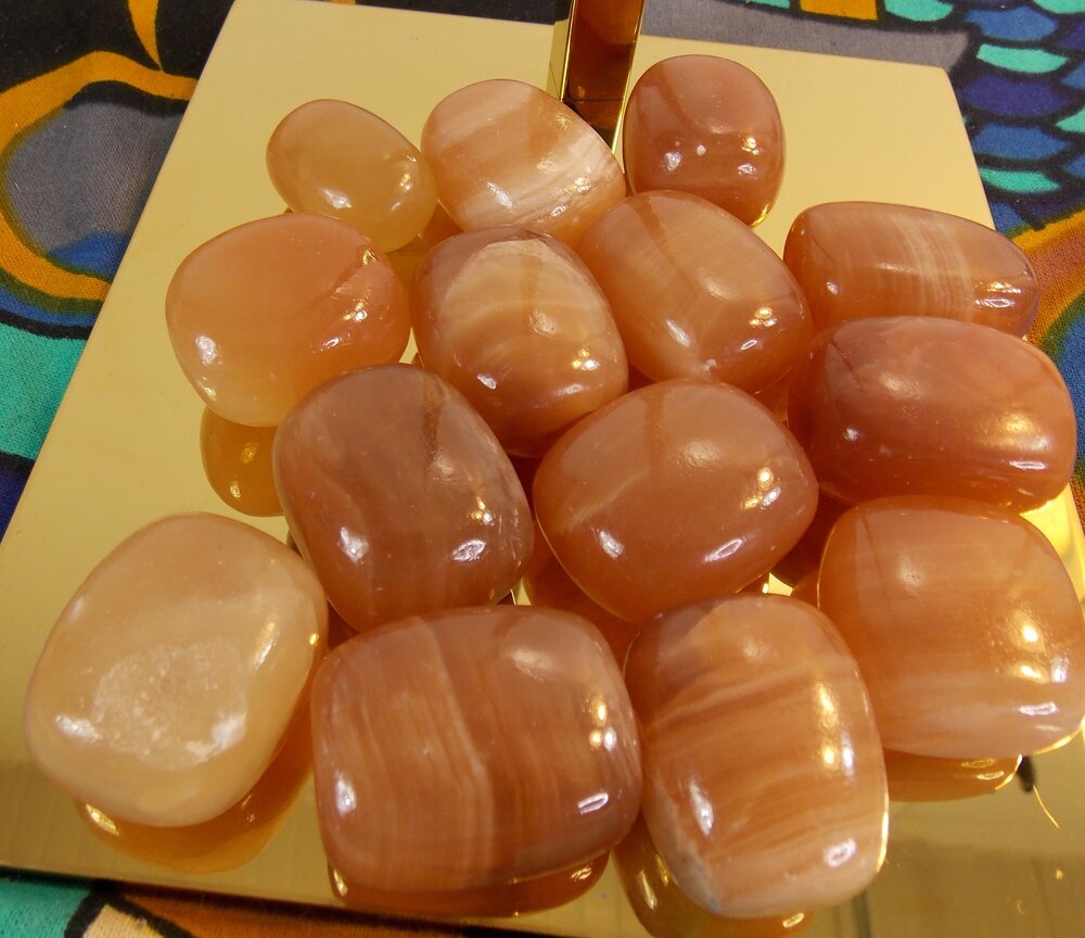 Honey Calcite Tumbled 1pc