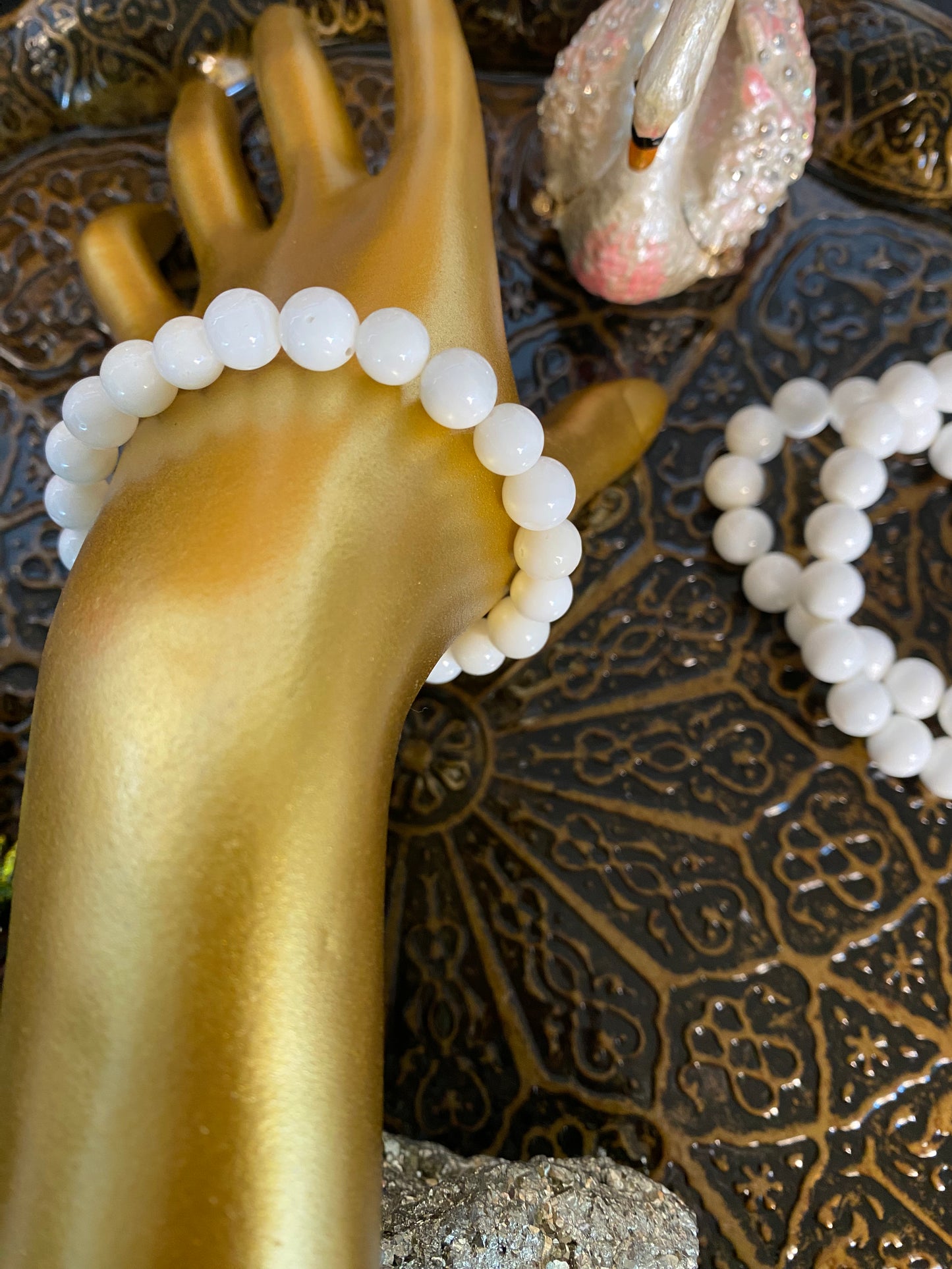 White Jade Beaded Sting Bracelet