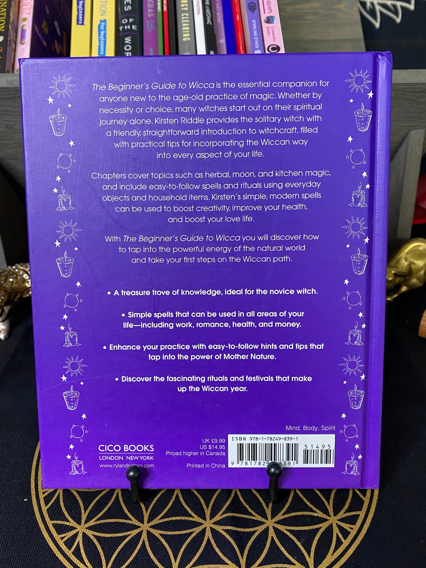 The Beginner's Guide to Wicca By Kristen Riddle