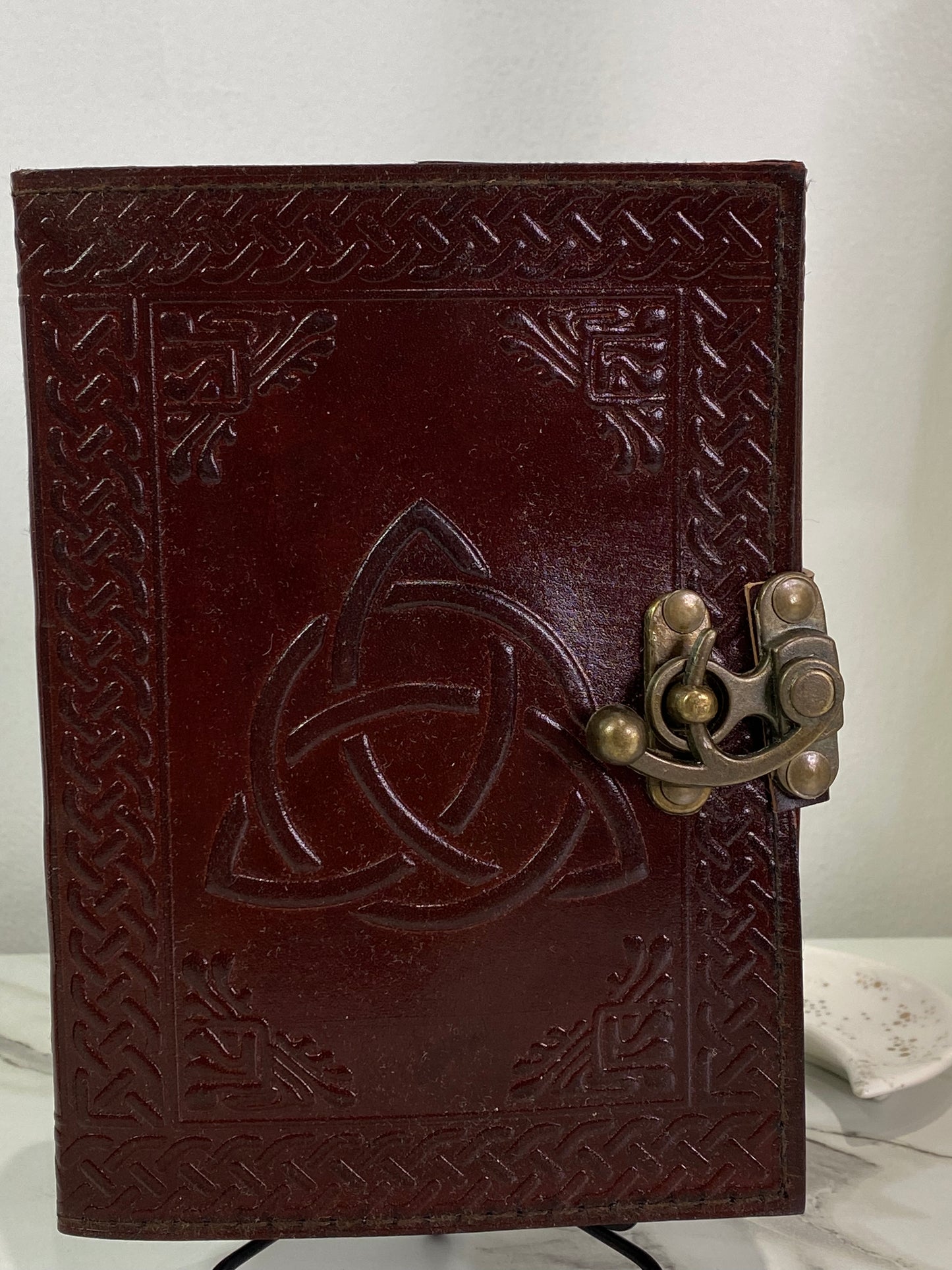 Triquetra leather blank book w/ latch Paper Journal