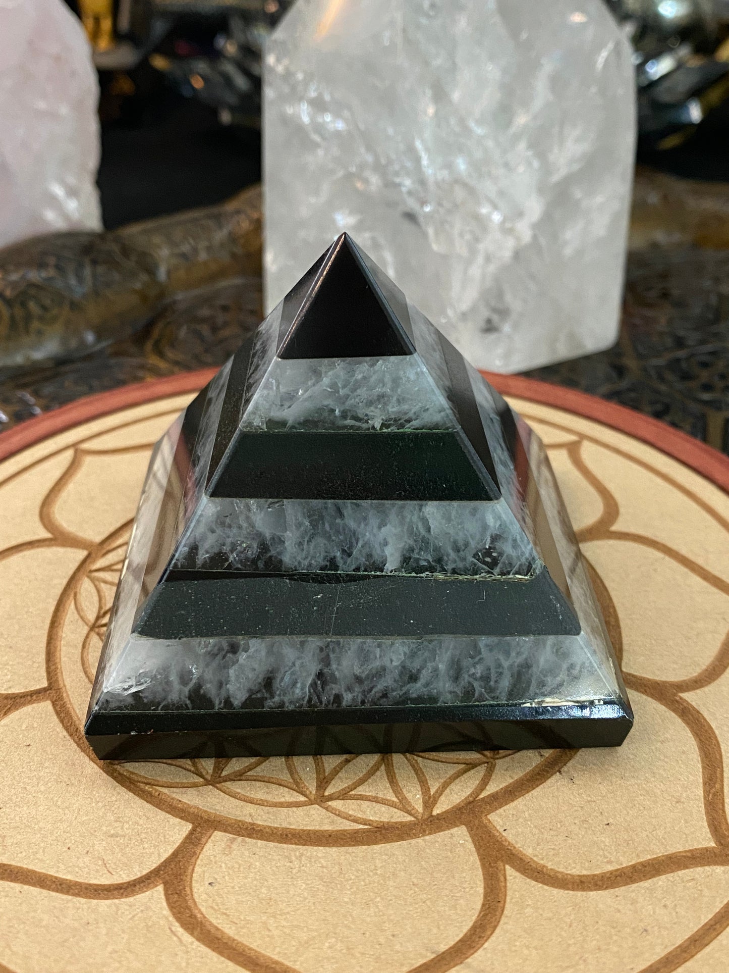 Black and White Solis Stone Slice Agate Pyramid - Healing Lotus Shop