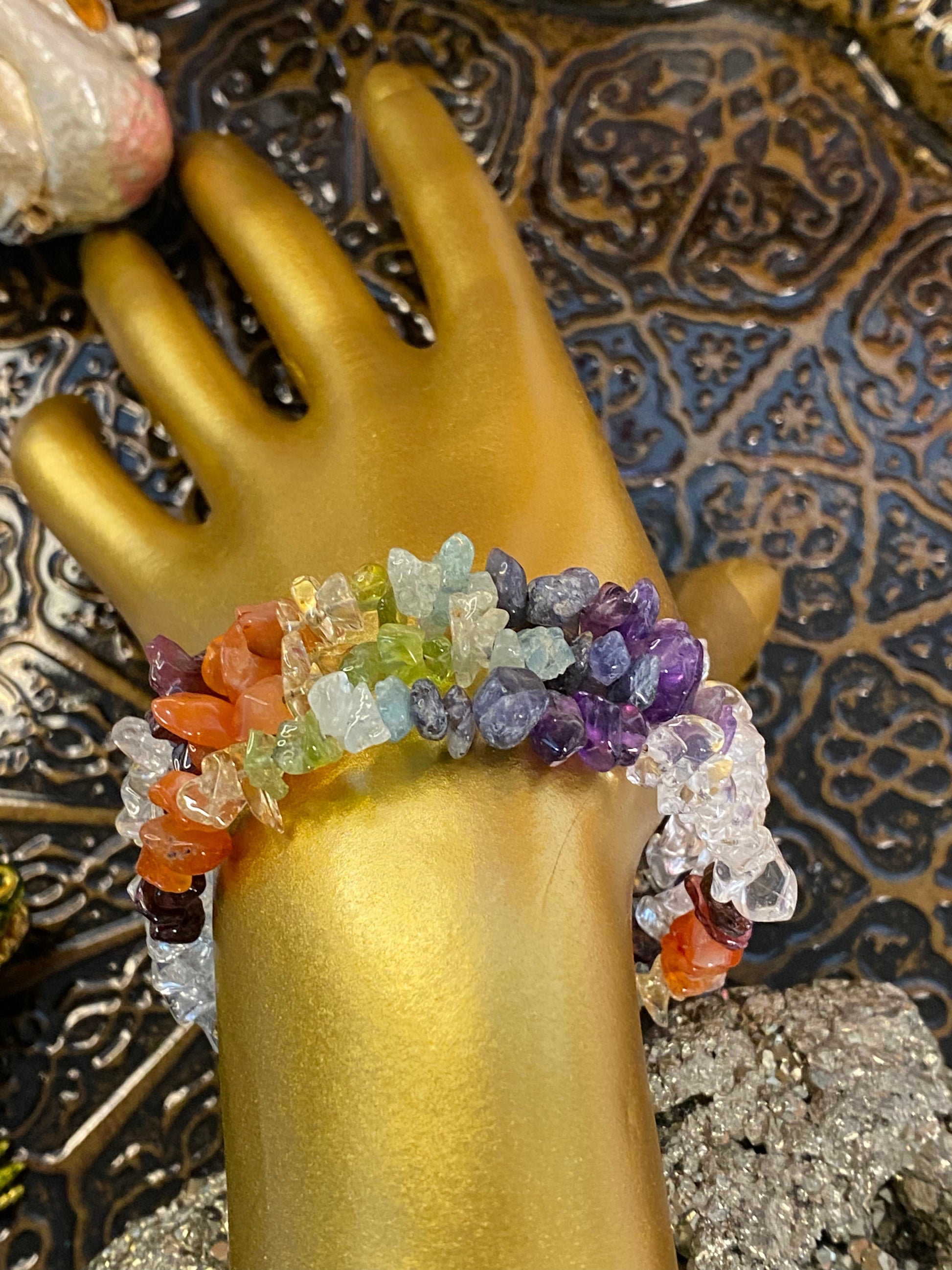 7 Chakra Quartz Elegant Cuff - Healing Lotus Shop