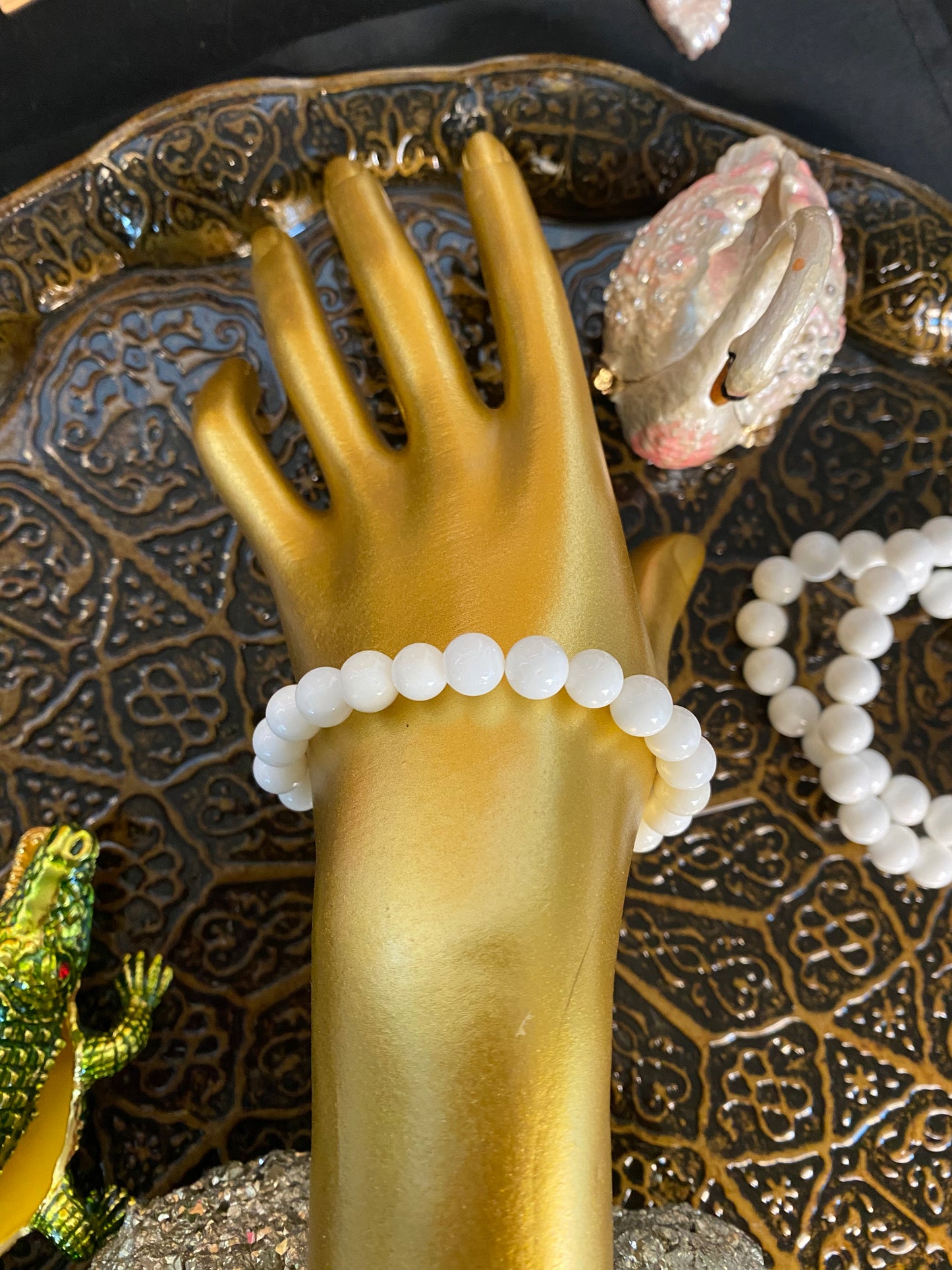 White Jade Beaded Sting Bracelet