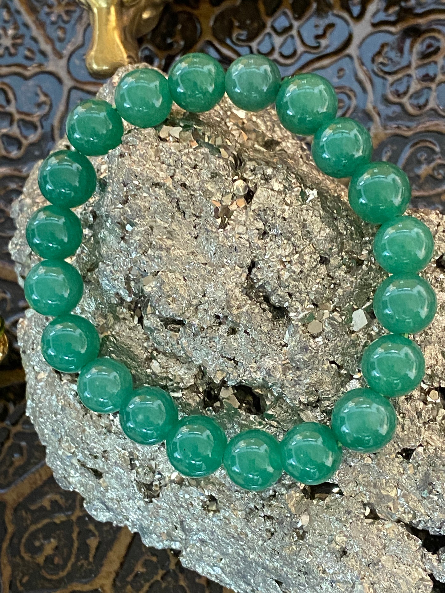 Green Jade Beaded String Bracelet 8mm