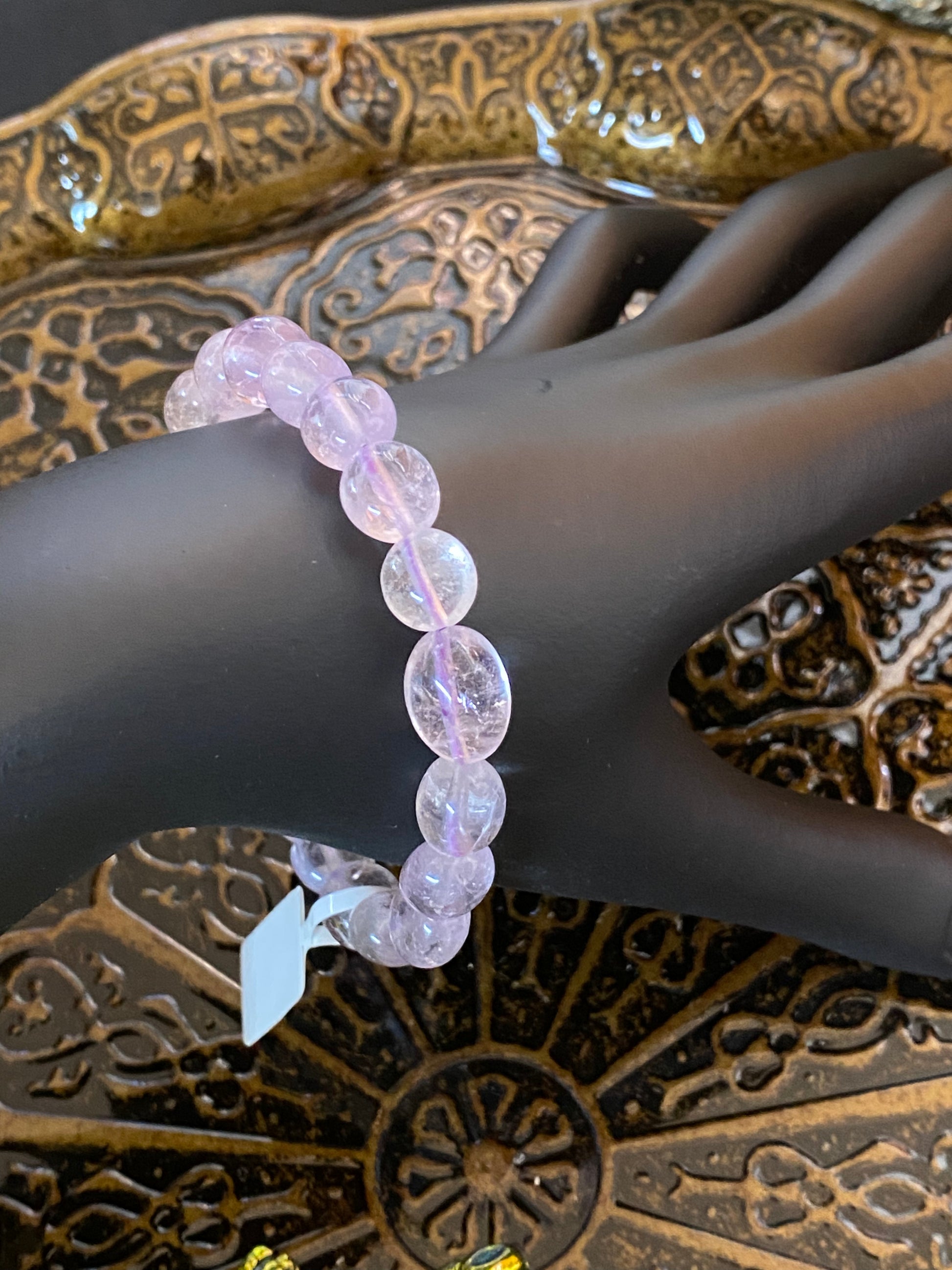 Amethyst Light Nugget Bracelet (free-form bead stretch) - Healing Lotus Shop