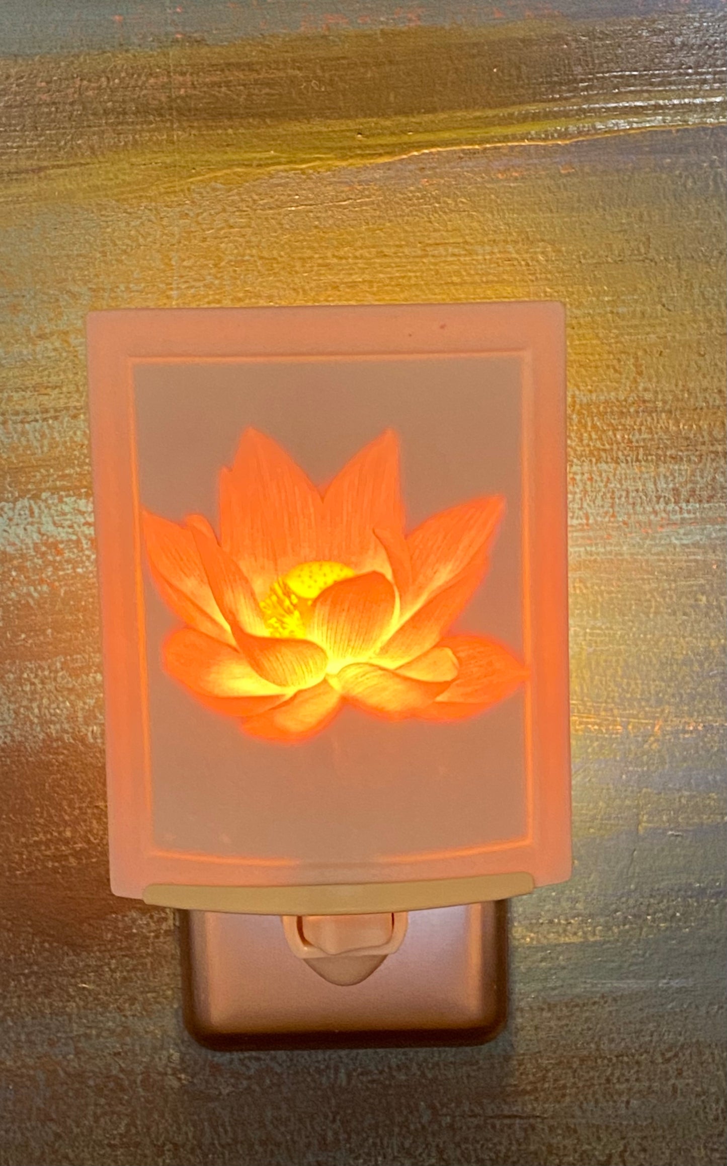 Painted Lotus Lithophane Night Light