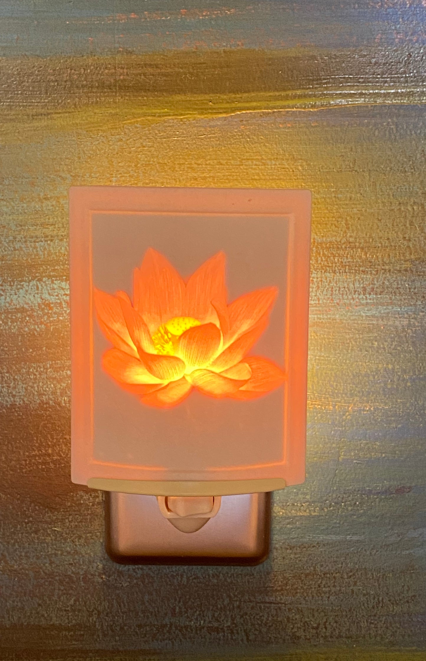 Painted Lotus Lithophane Night Light