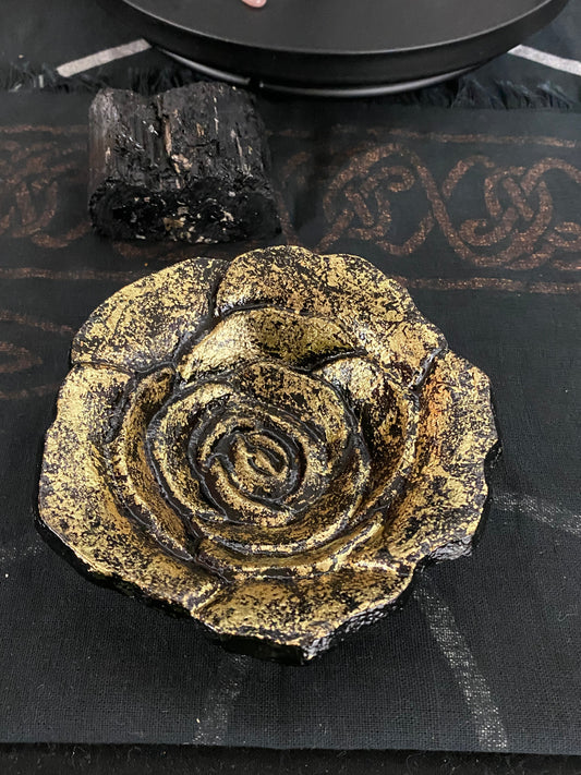 Cast Iron Rose Petal Smudge Tray